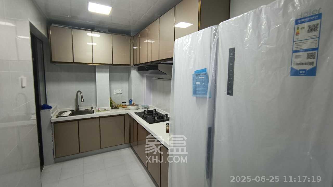 德润小区(丰升德润小区) 2室2厅1卫 2700.0元/月 德润小区(丰升德润小区) 2室2厅1卫 2700.0元/月室内图