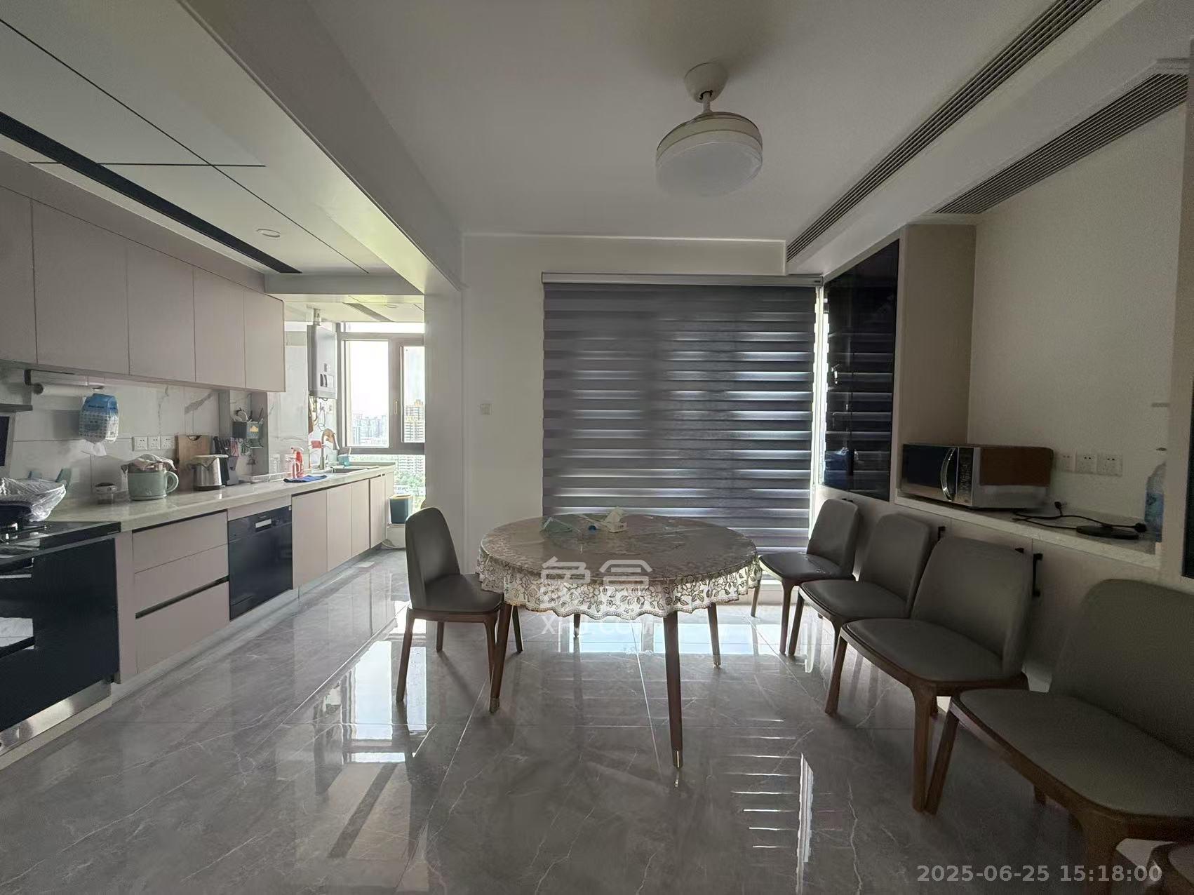 绿地之窗 3室2厅2卫 4000.0元/月 绿地之窗 3室2厅2卫 4000.0元/月室内图