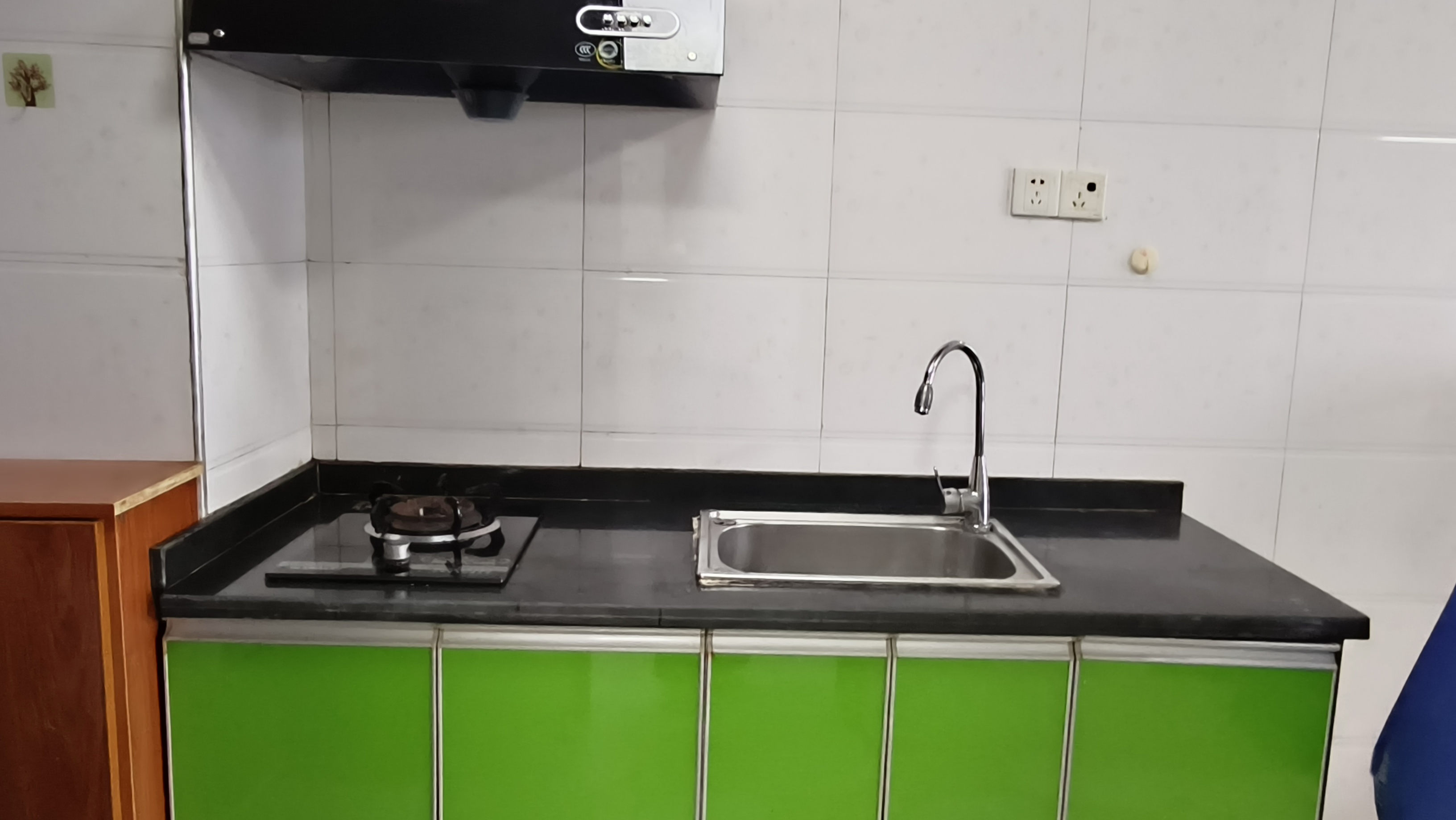 天门壹号  1室1厅1卫    1200.0元/月 天门壹号  1室1厅1卫    1200.0元/月室内图