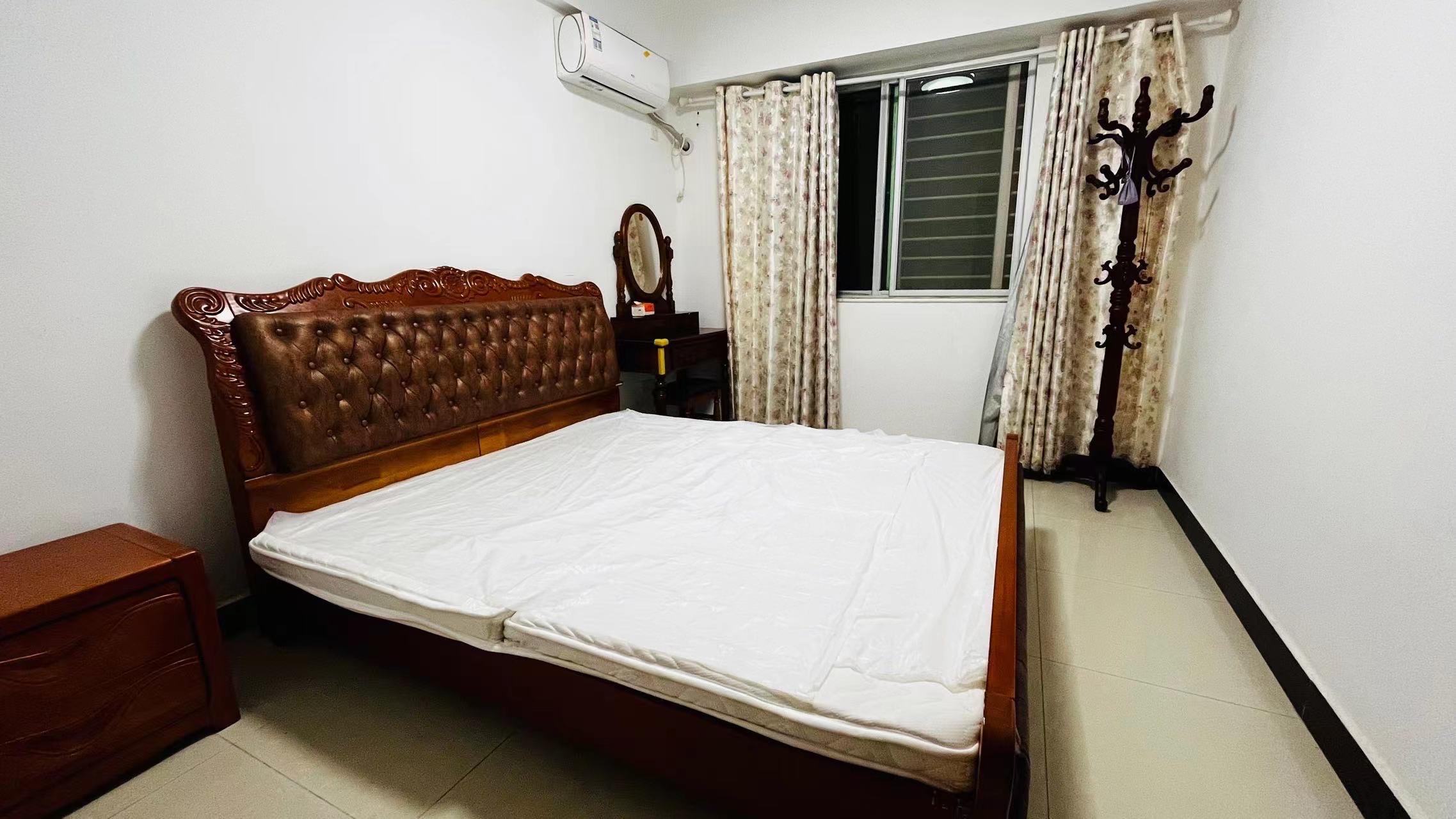 凤翔大厦 3室1厅1卫 2200.0元/月 凤翔大厦 3室1厅1卫 2200.0元/月室内图