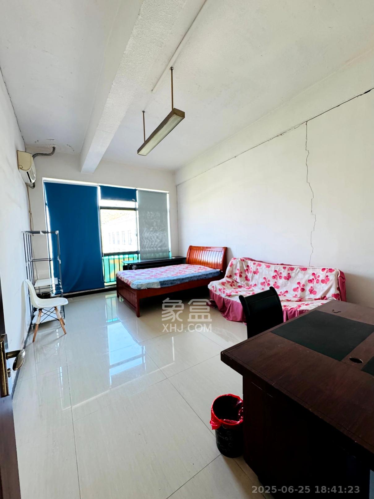 国际企业中心   427.57㎡      6500.0元/月室内图