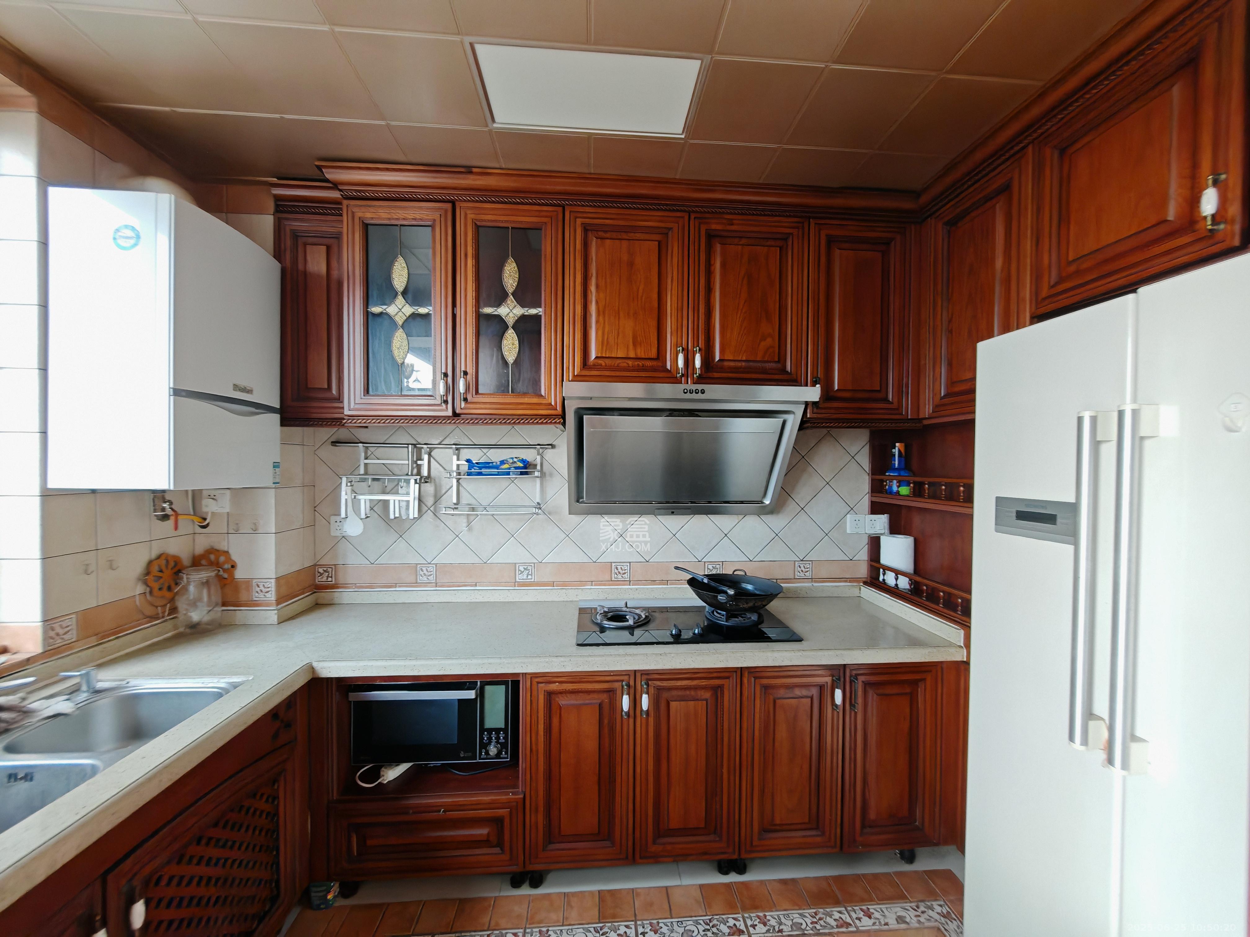 康桥长郡  4室2厅2卫    2800.0元/月 康桥长郡  4室2厅2卫    2800.0元/月室内图