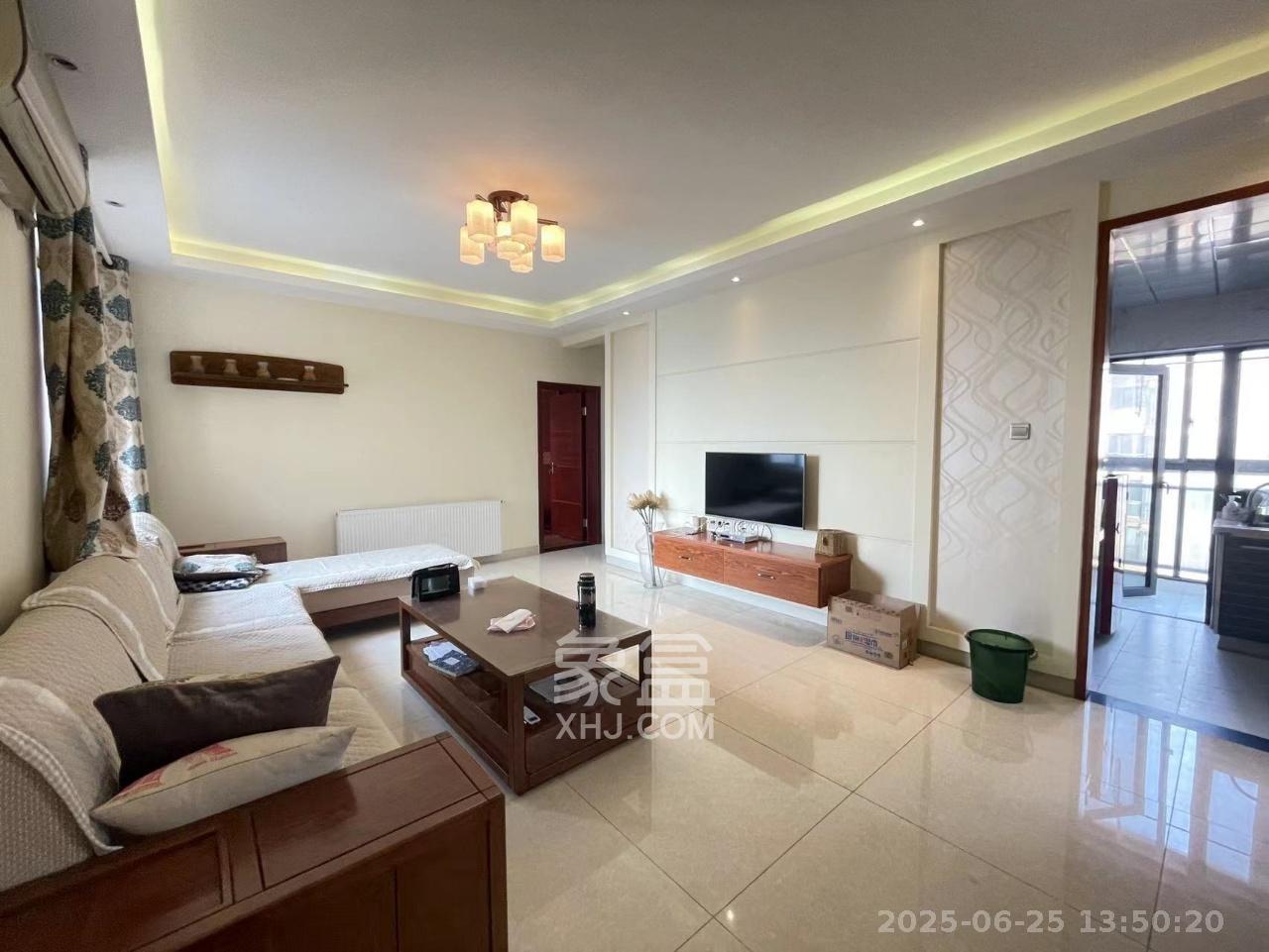 兴威帕克水岸 2室2厅1卫 2400.0元/月 兴威帕克水岸 2室2厅1卫 2400.0元/月室内图