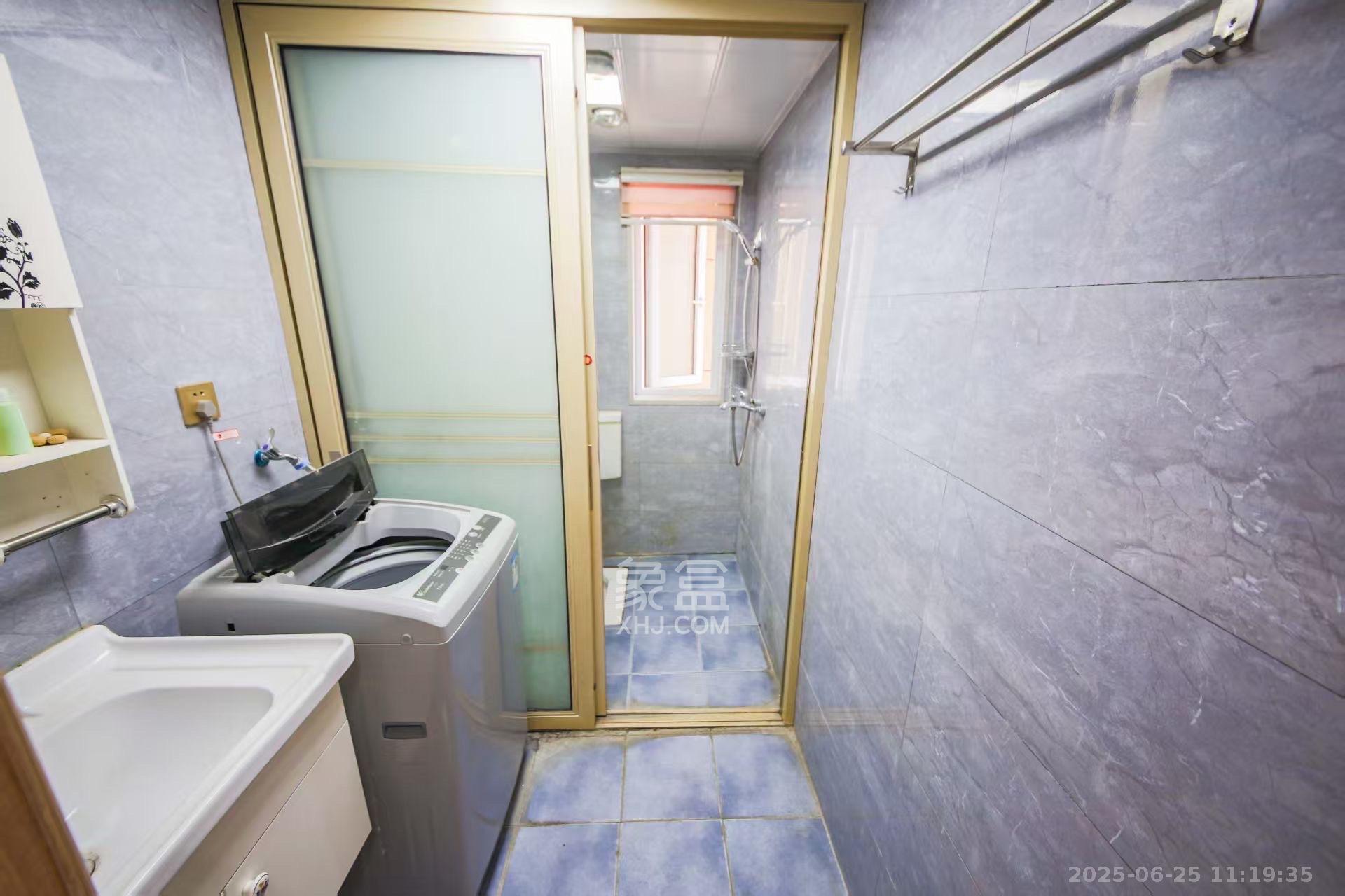 克拉美丽山庄(晟领国际) 3室2厅2卫 2000.0元/月 克拉美丽山庄(晟领国际) 3室2厅2卫 2000.0元/月室内图