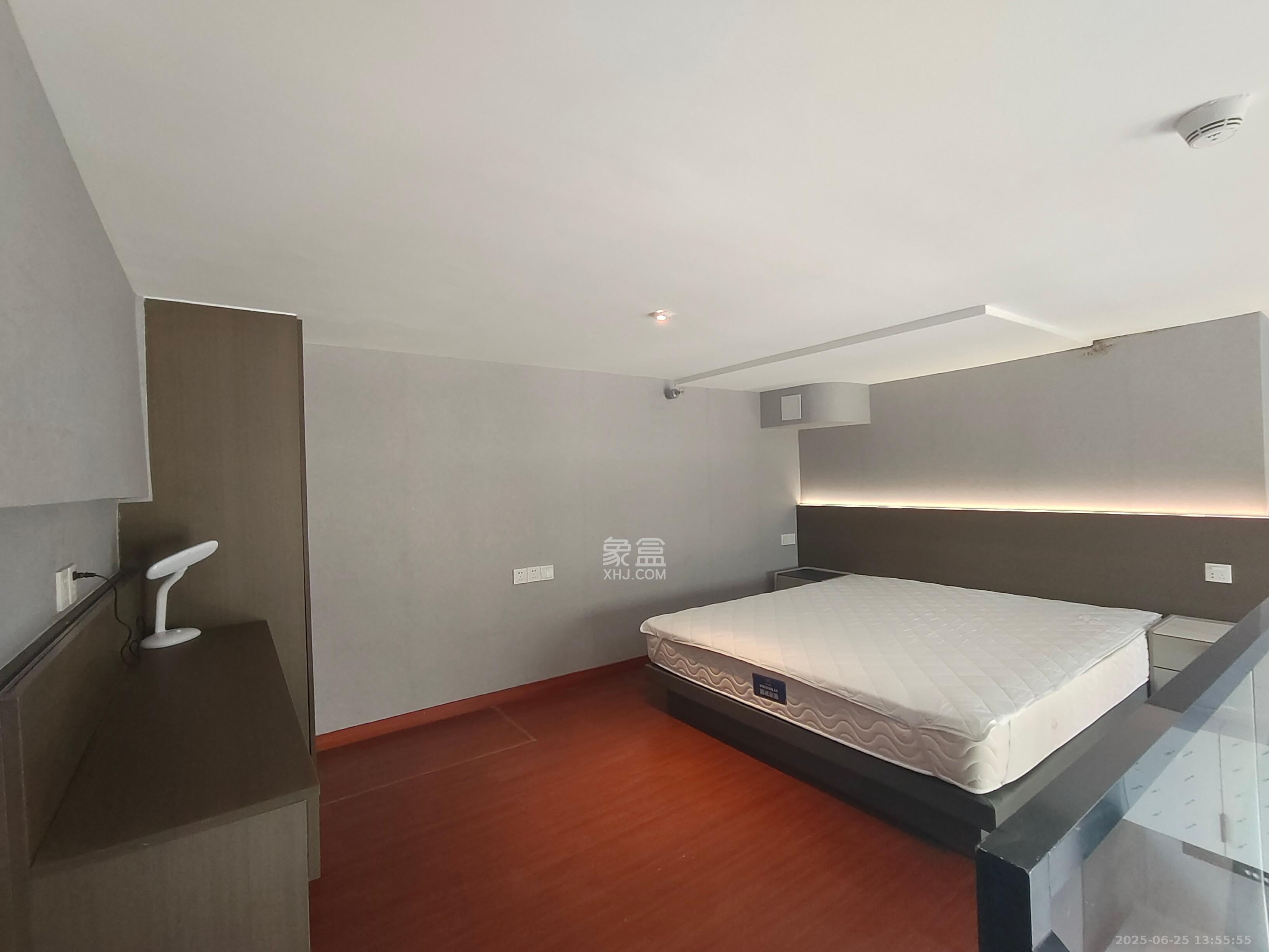 金地铂悦 1室0厅0卫 1800.0元/月 金地铂悦 1室0厅0卫 1800.0元/月室内图