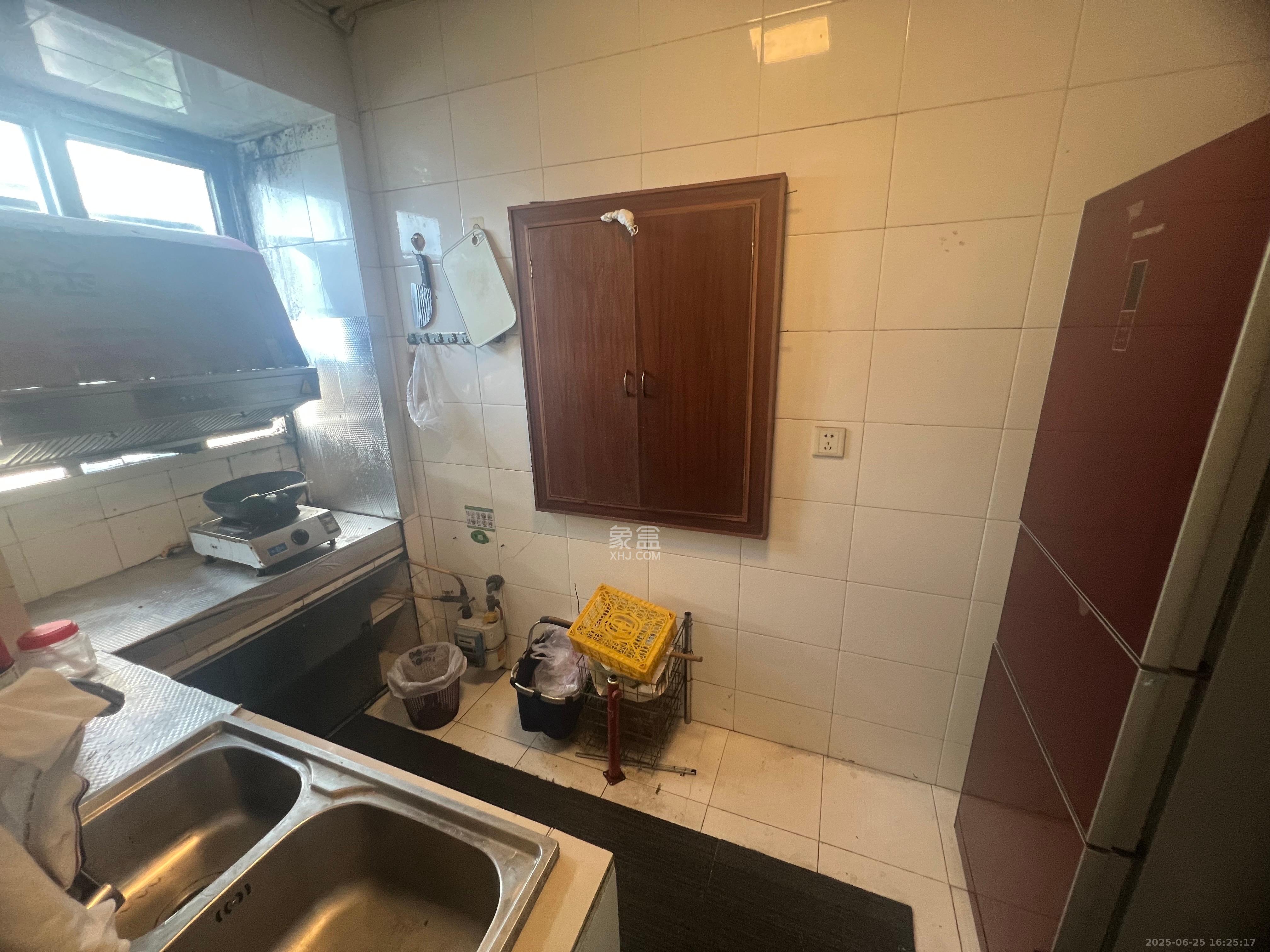 长坡社区 1室0厅0卫 1500.0元/月 长坡社区 1室0厅0卫 1500.0元/月室内图