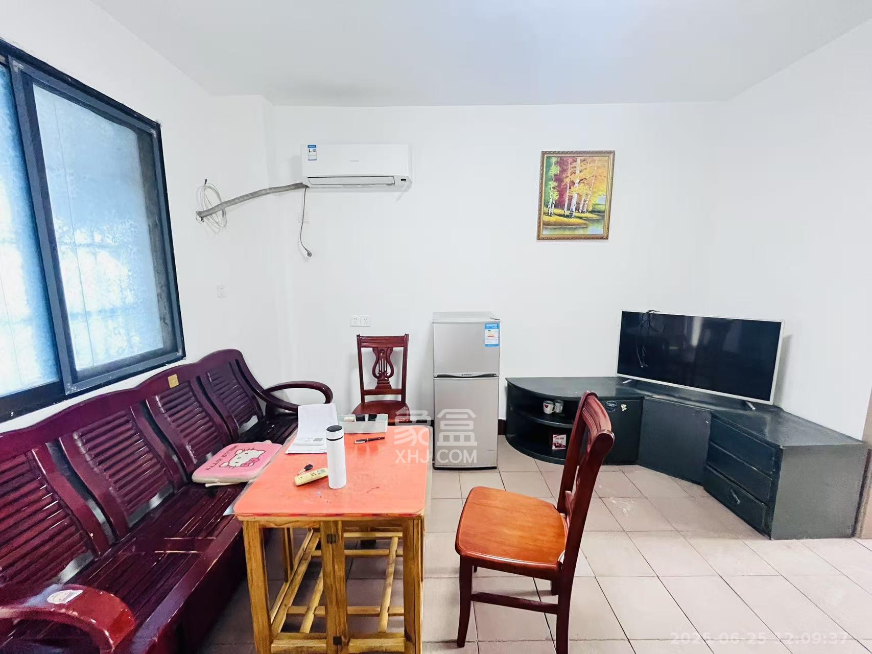 工商所宿舍(上碧湘街30号) 2室1厅1卫 2300.0元/月 工商所宿舍(上碧湘街30号) 2室1厅1卫 2300.0元/月室内图