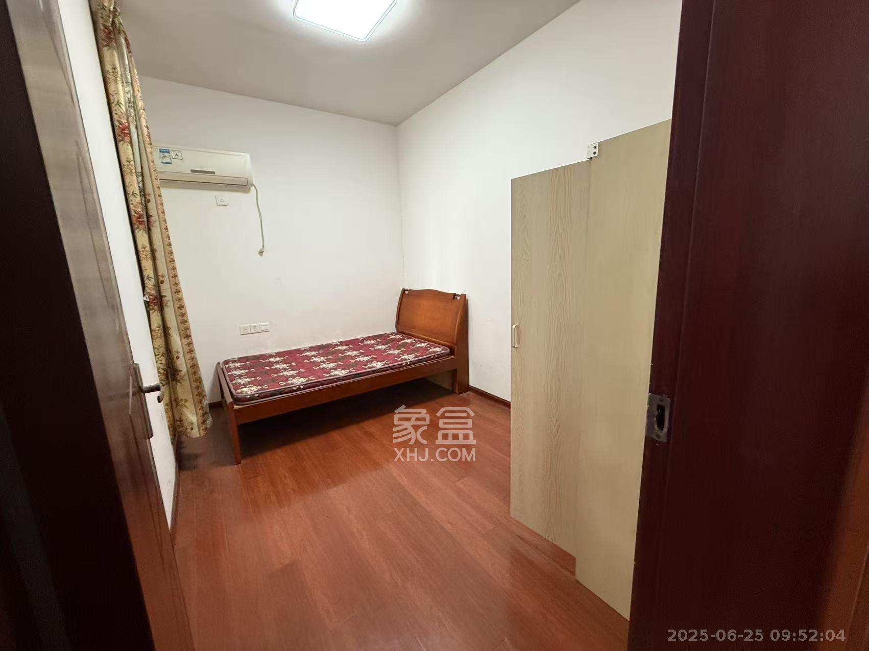 开源鑫景  2室1厅1卫   1800.00元/月室内图