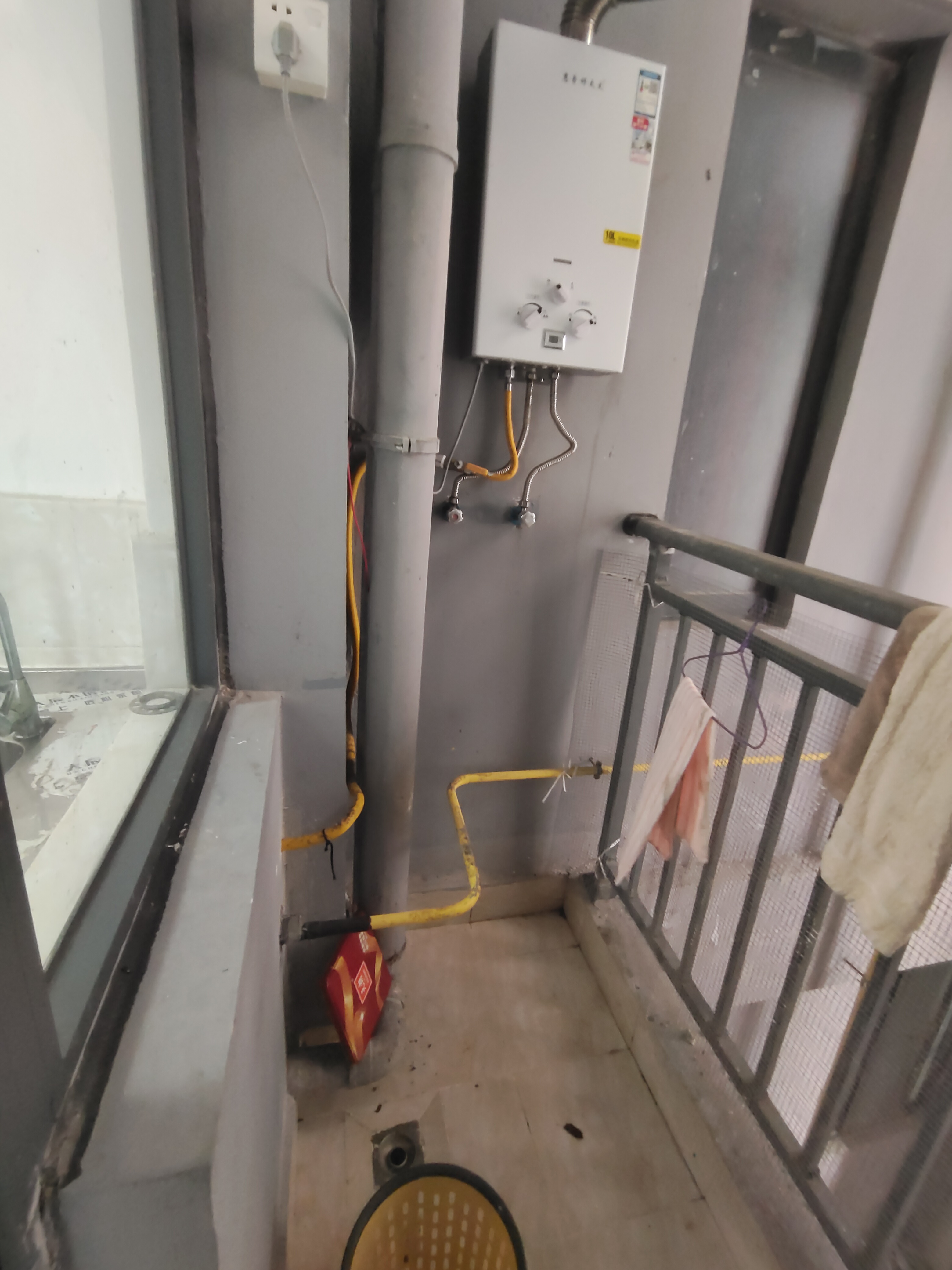 道客和悦坊 3室2厅2卫 2400.0元/月 道客和悦坊 3室2厅2卫 2400.0元/月室内图