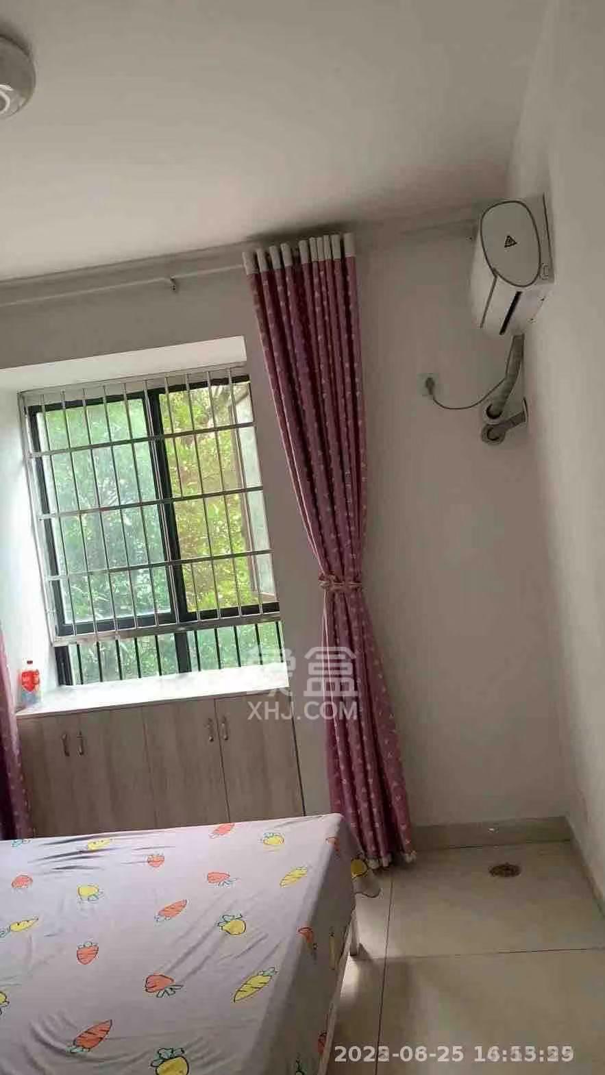 泰山公馆 3室2厅1卫 1500.0元/月 泰山公馆 3室2厅1卫 1500.0元/月室内图