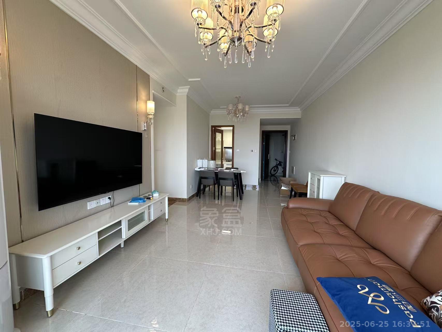 恒大华府 3室2厅1卫 2300.0元/月 恒大华府 3室2厅1卫 2300.0元/月室内图