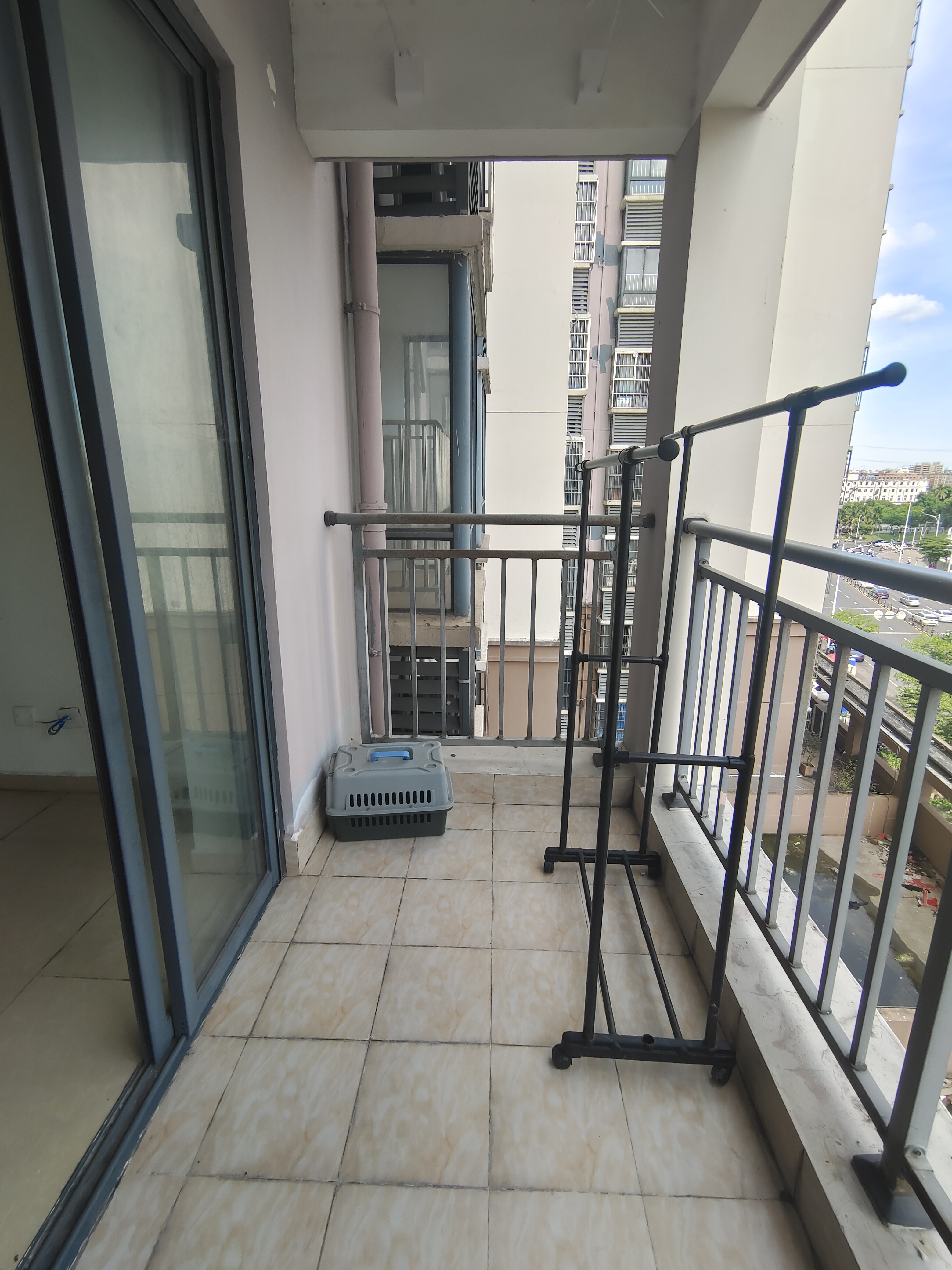 道客和悦坊 3室2厅2卫 2400.0元/月 道客和悦坊 3室2厅2卫 2400.0元/月室内图