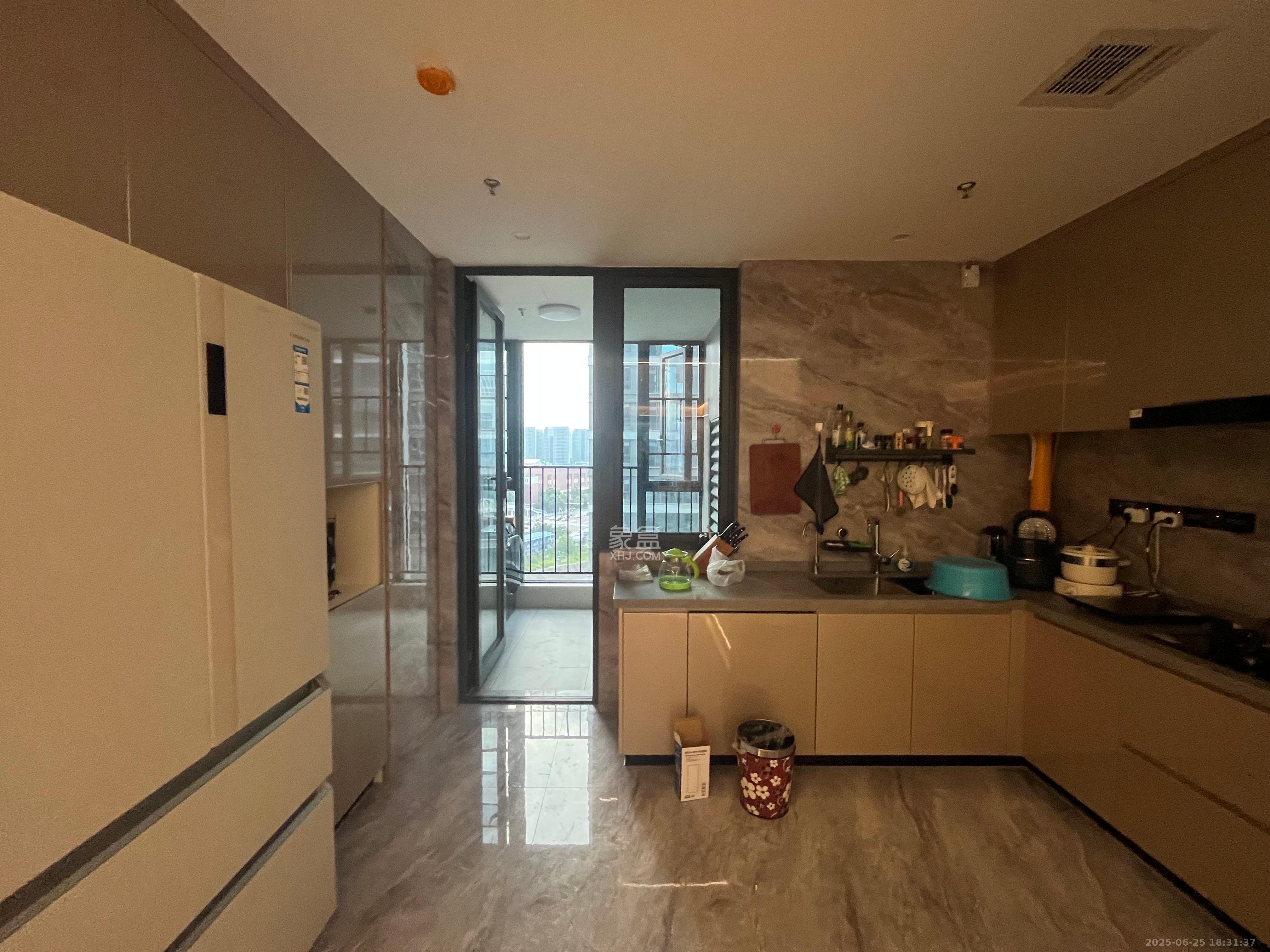 旭辉铂悦湘江 4室2厅2卫 25000.0元/月 旭辉铂悦湘江 4室2厅2卫 25000.0元/月室内图