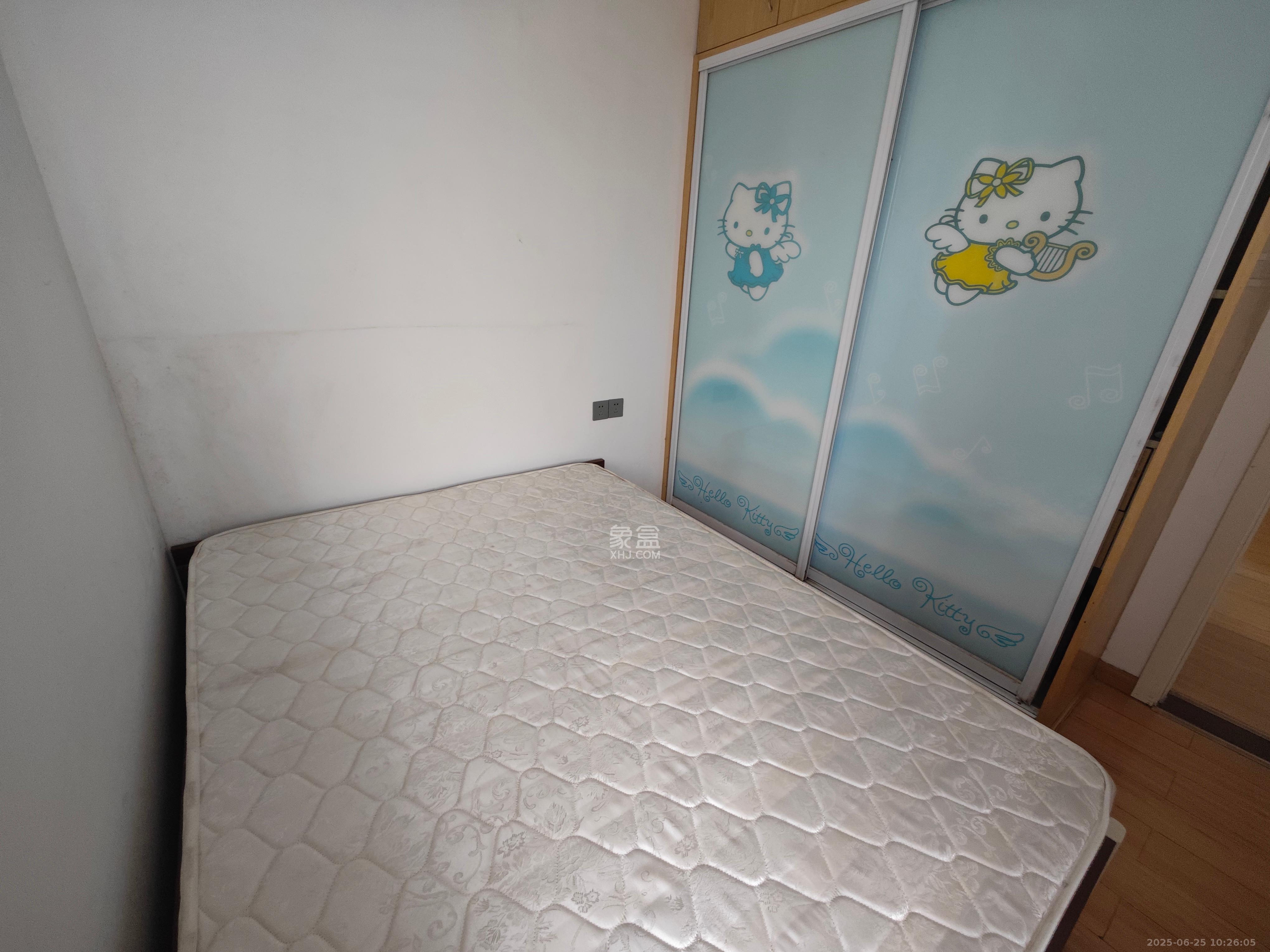 莱茵城  2室2厅1卫   2000.00元/月室内图