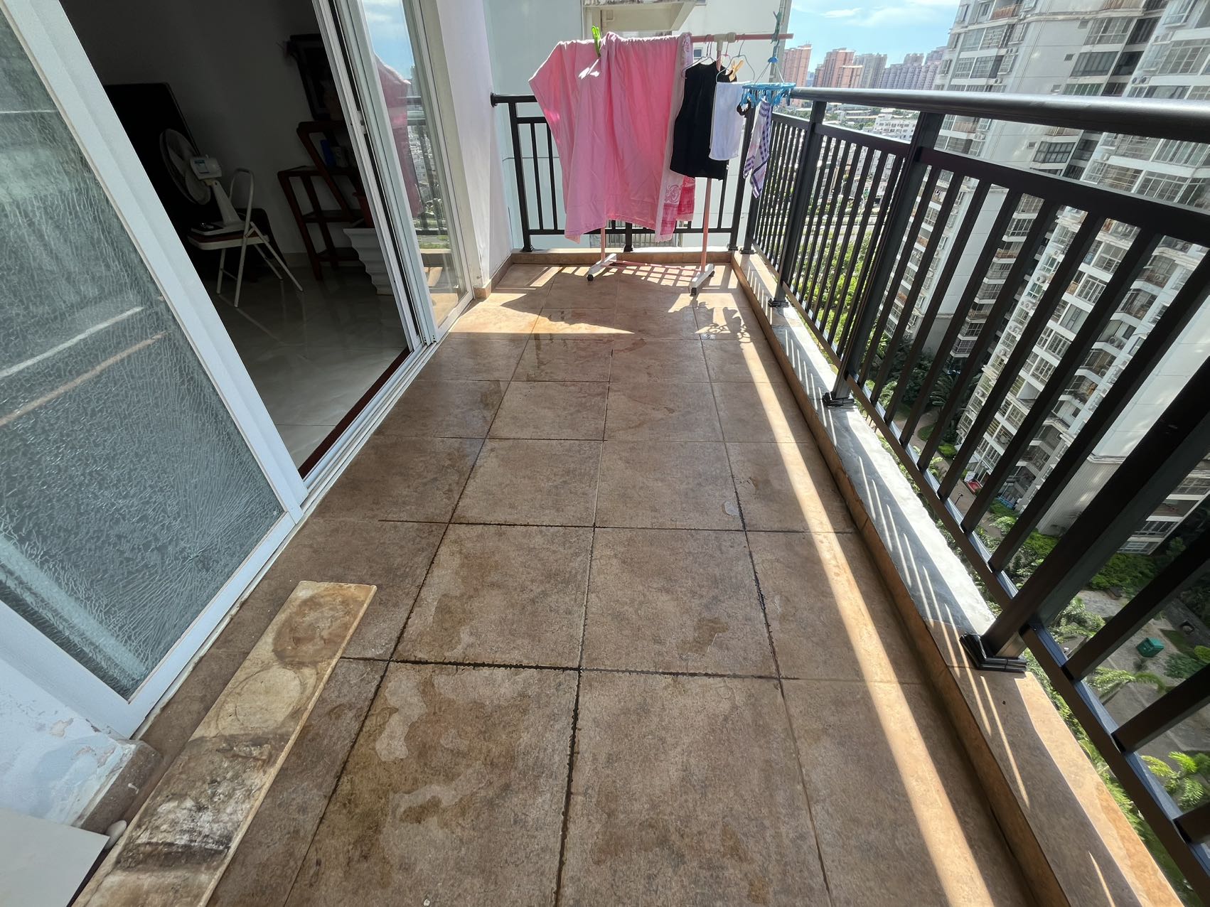 海航城 4室2厅2卫 2500.0元/月 海航城 4室2厅2卫 2500.0元/月室内图