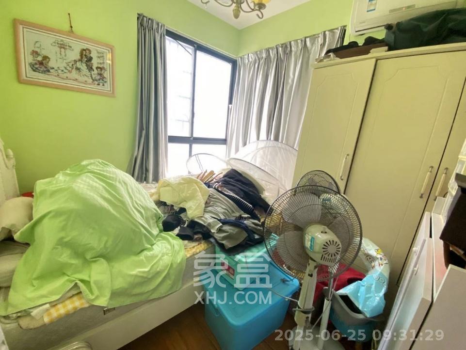 枫华府第 3室2厅2卫 2200.0元/月 枫华府第 3室2厅2卫 2200.0元/月室内图