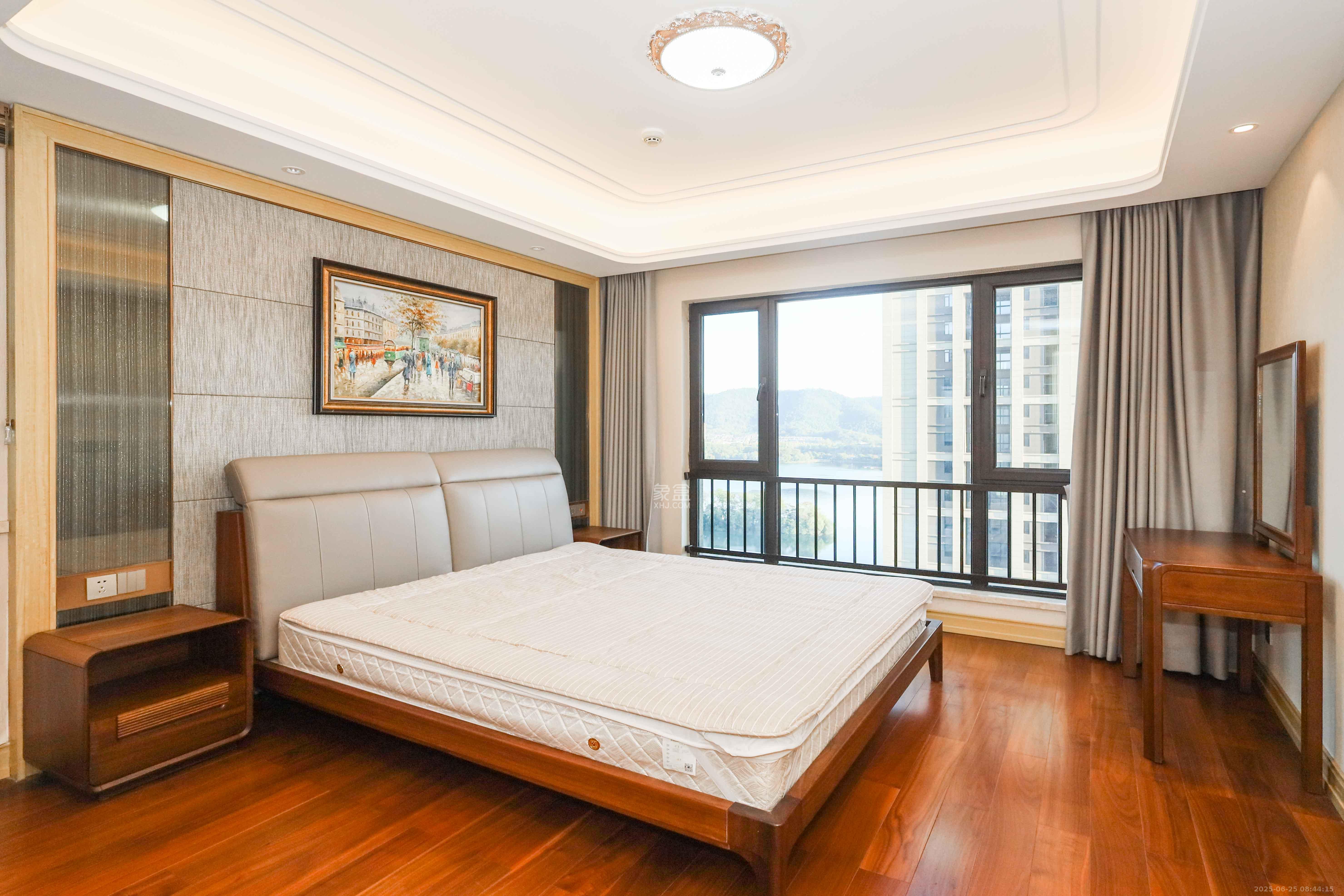 晟通牡丹舸  3室2厅2卫    310.0万 晟通牡丹舸  3室2厅2卫    310.0万卧室