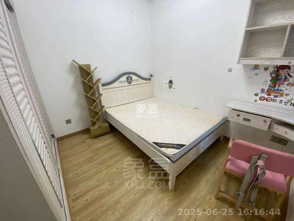 美的城三期 2室2厅1卫 1600.0元/月 美的城三期 2室2厅1卫 1600.0元/月户型图