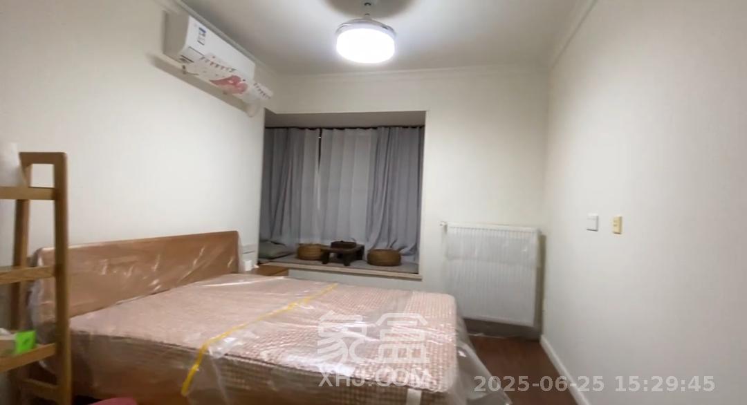 万科魅力之城观澜里  3室2厅2卫   2600.00元/月室内图