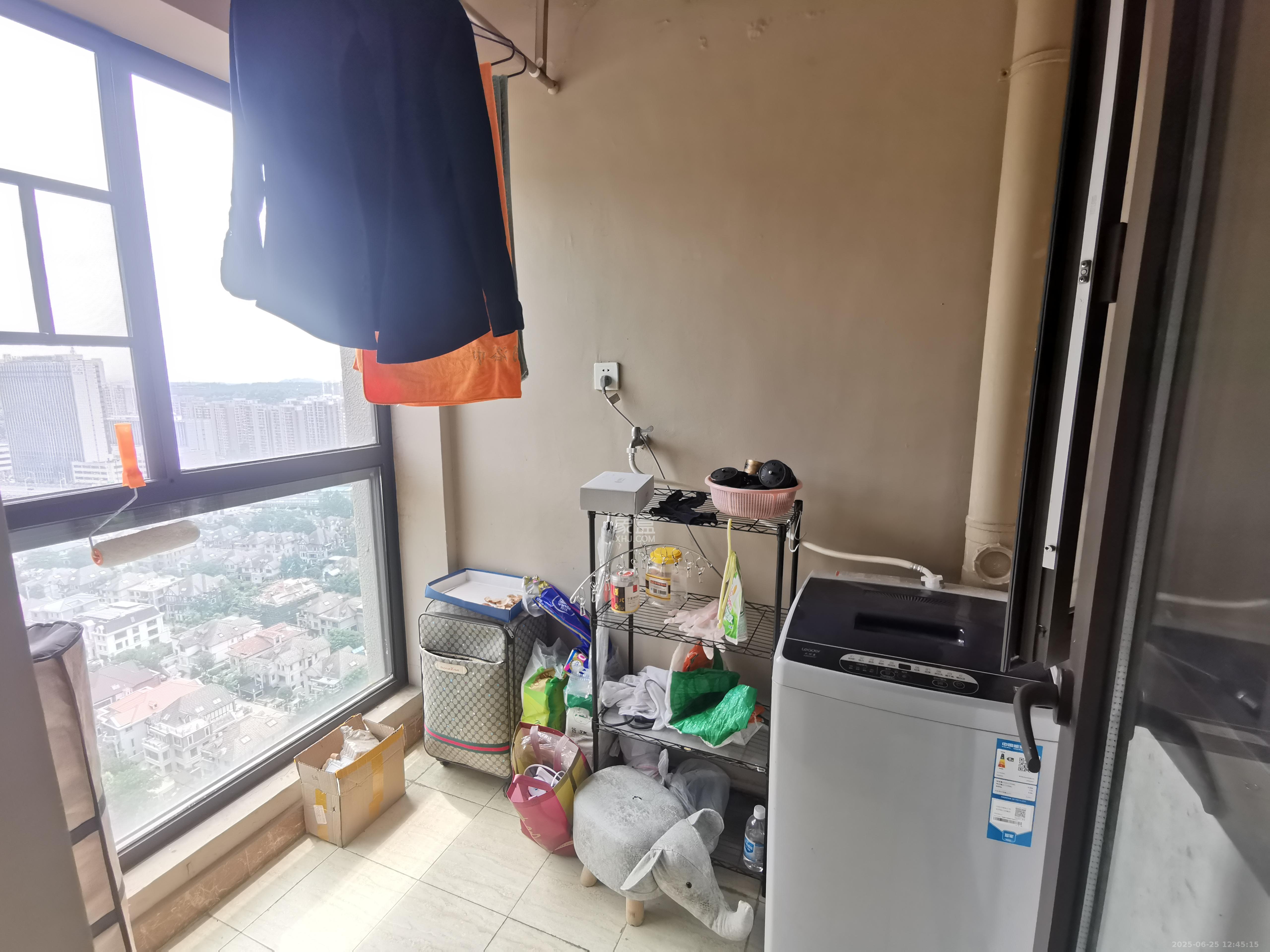 美洲故事  1室1厅1卫   1700.00元/月室内图