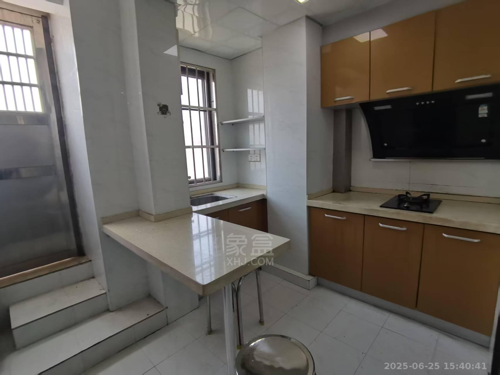 中建御山和苑 1室1厅1卫 1000.0元/月 中建御山和苑 1室1厅1卫 1000.0元/月室内图