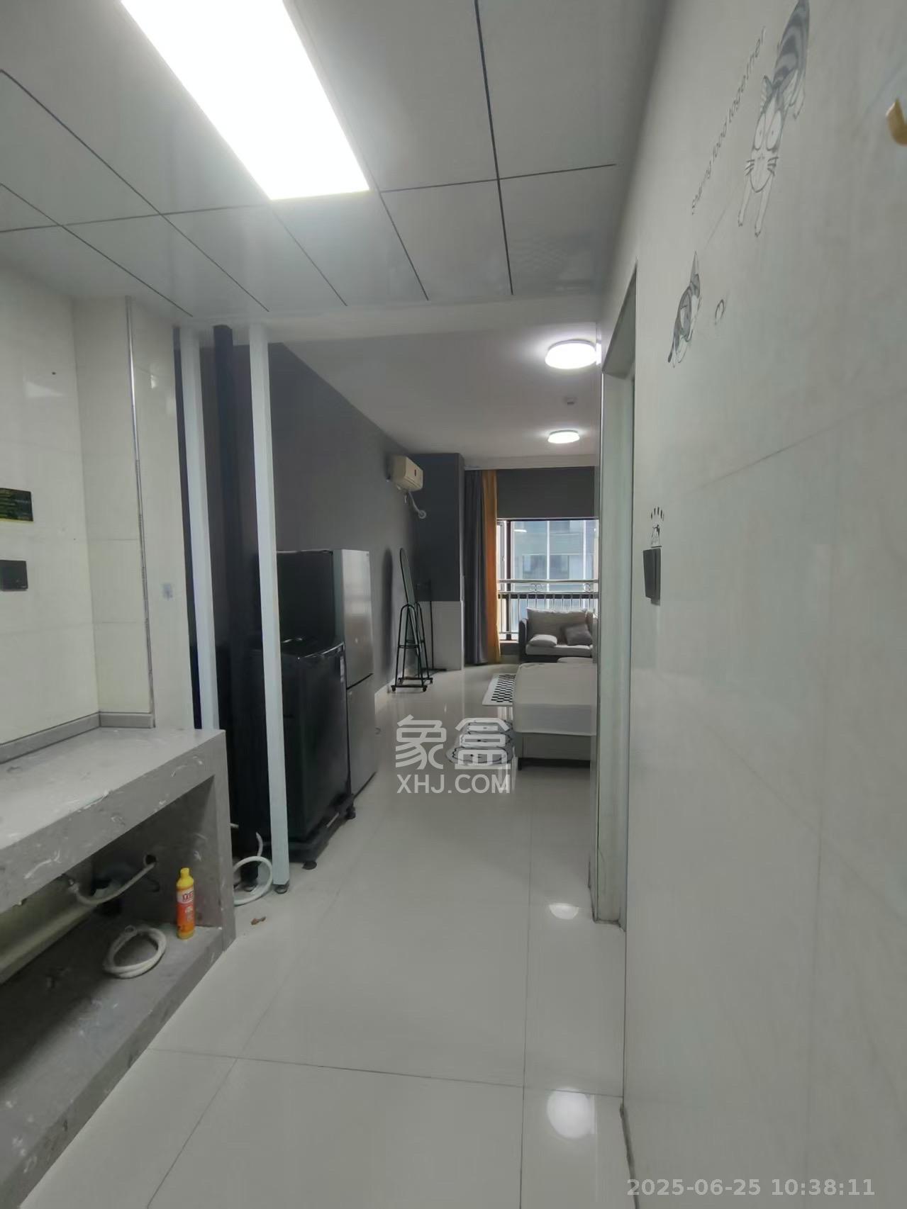 长沙之芯  1室0厅0卫   2100.00元/月室内图