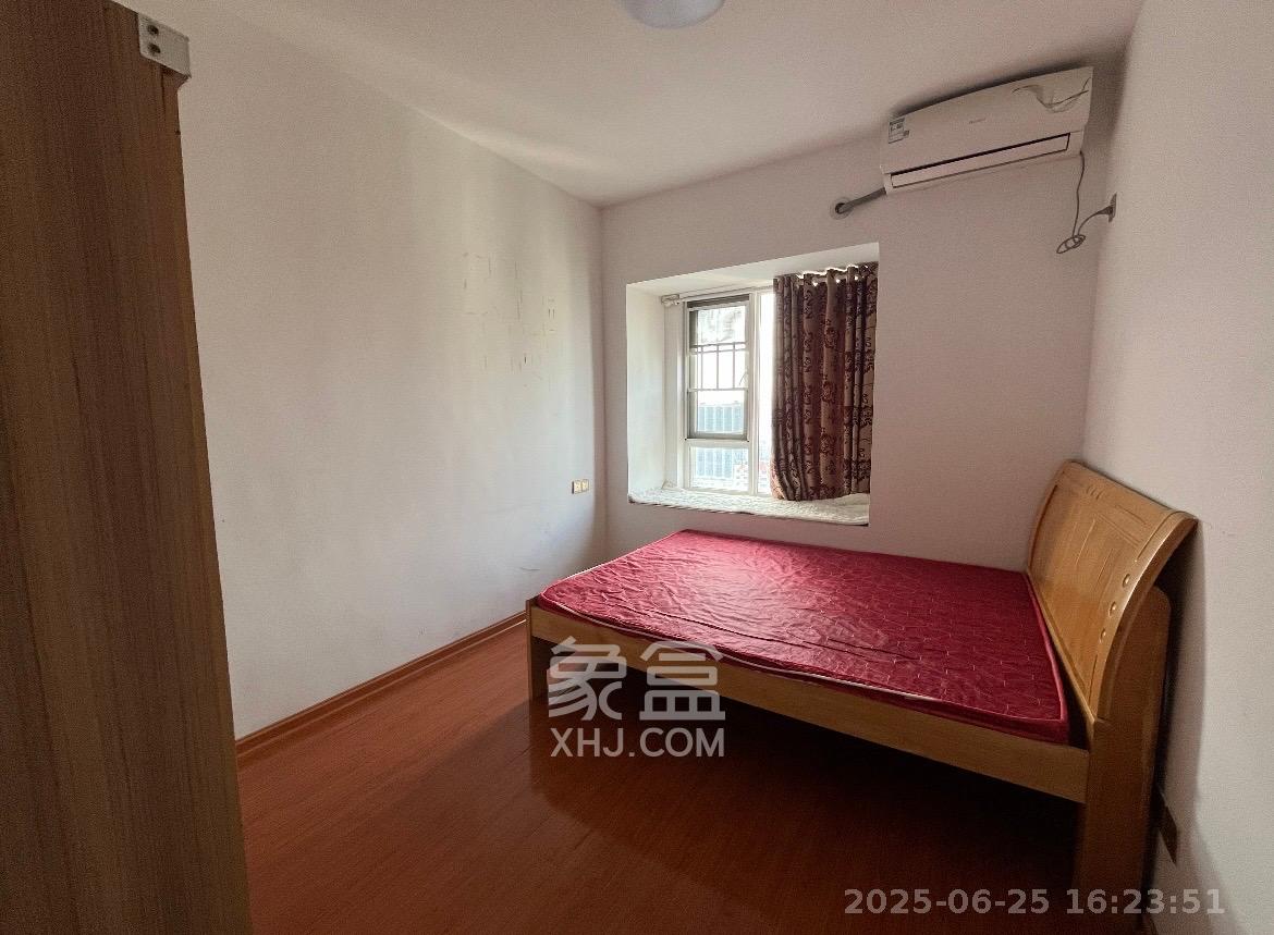 金地格林公馆  3室2厅2卫    2500.0元/月 金地格林公馆  3室2厅2卫    2500.0元/月室内图