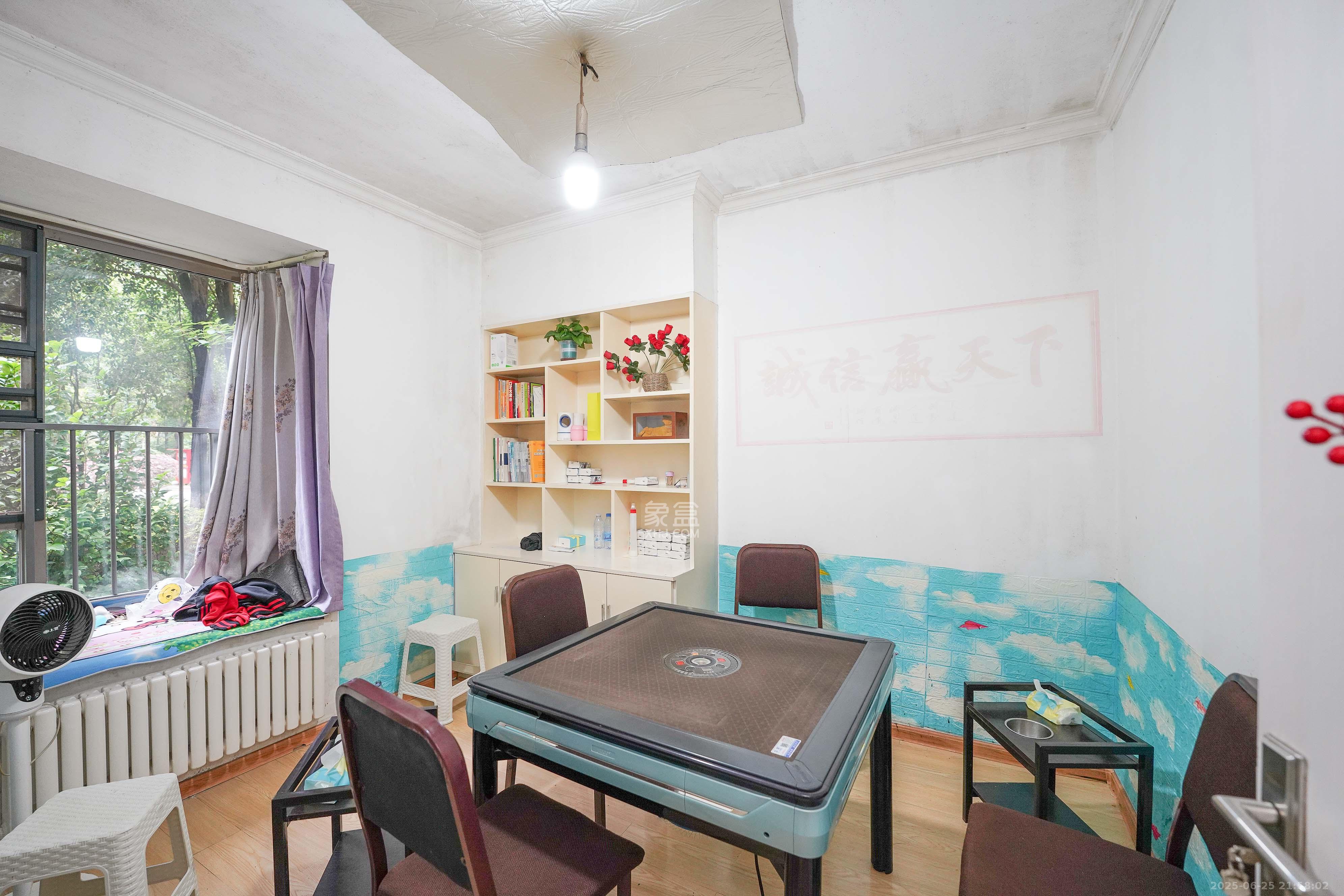 怡海星城 3室2厅1卫 48.0万 怡海星城 3室2厅1卫 48.0万卧室