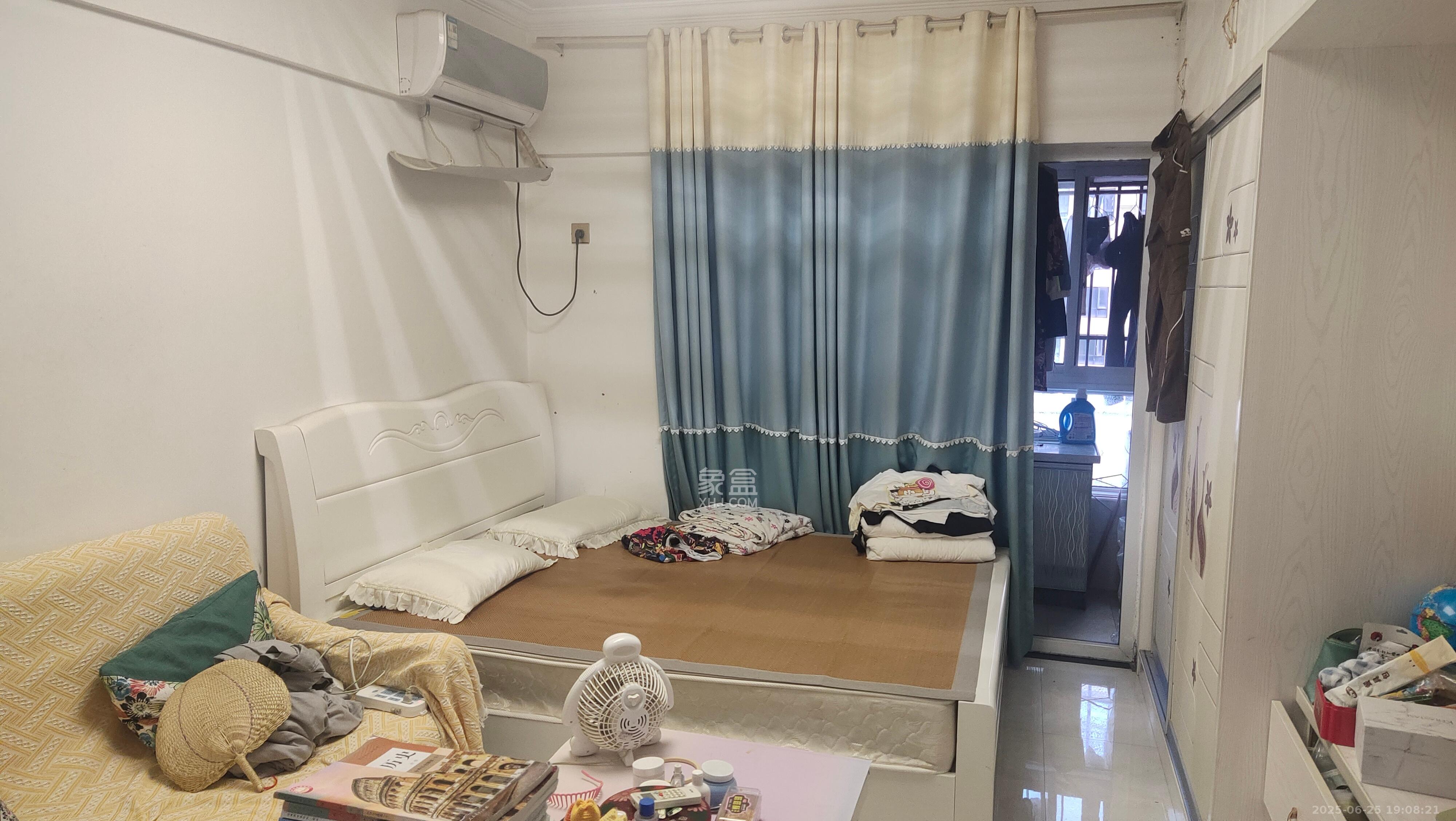 五矿紫湖香醍 1室1厅1卫 1100.0元/月 五矿紫湖香醍 1室1厅1卫 1100.0元/月室内图