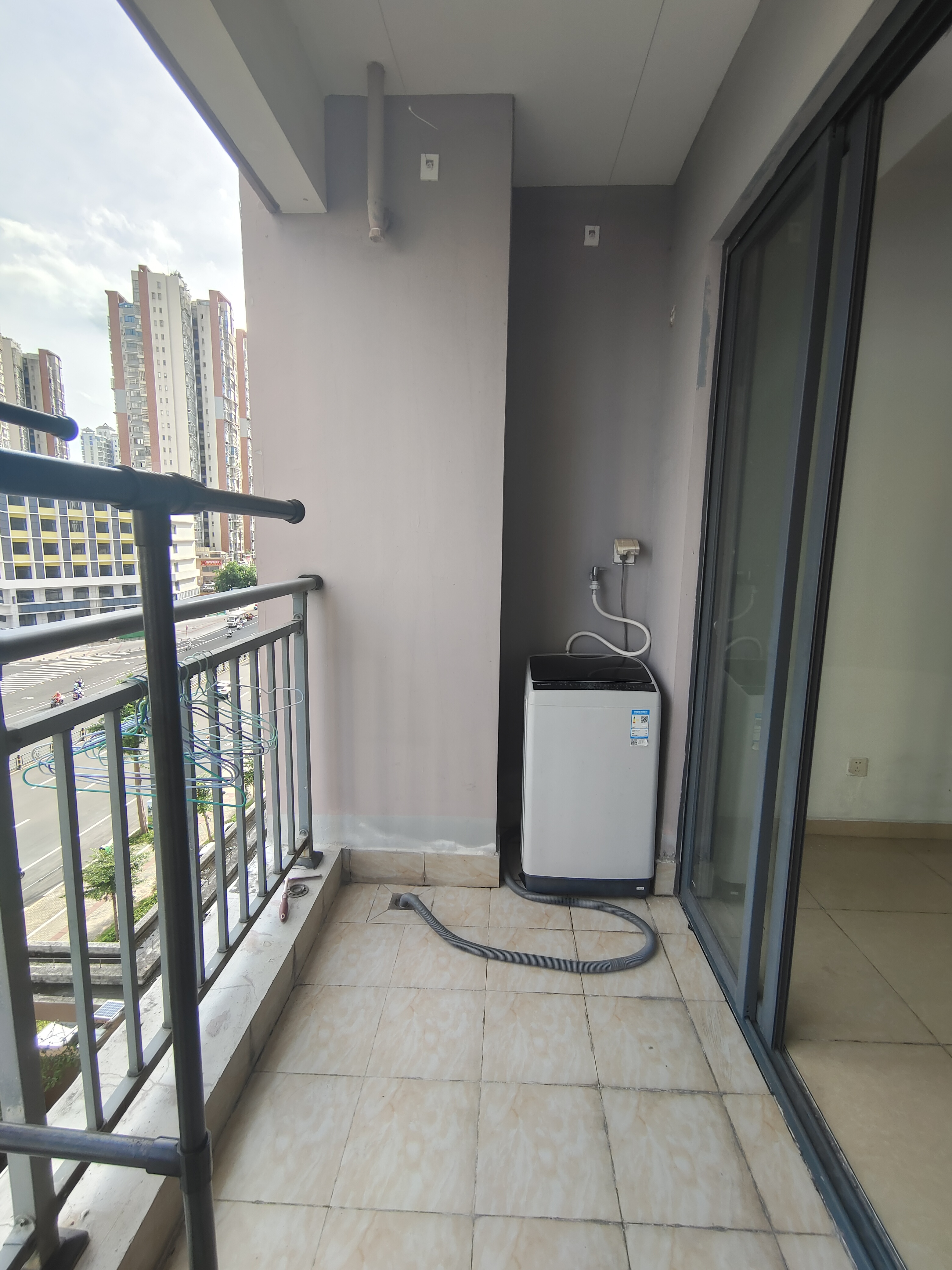 道客和悦坊 3室2厅2卫 2400.0元/月 道客和悦坊 3室2厅2卫 2400.0元/月室内图