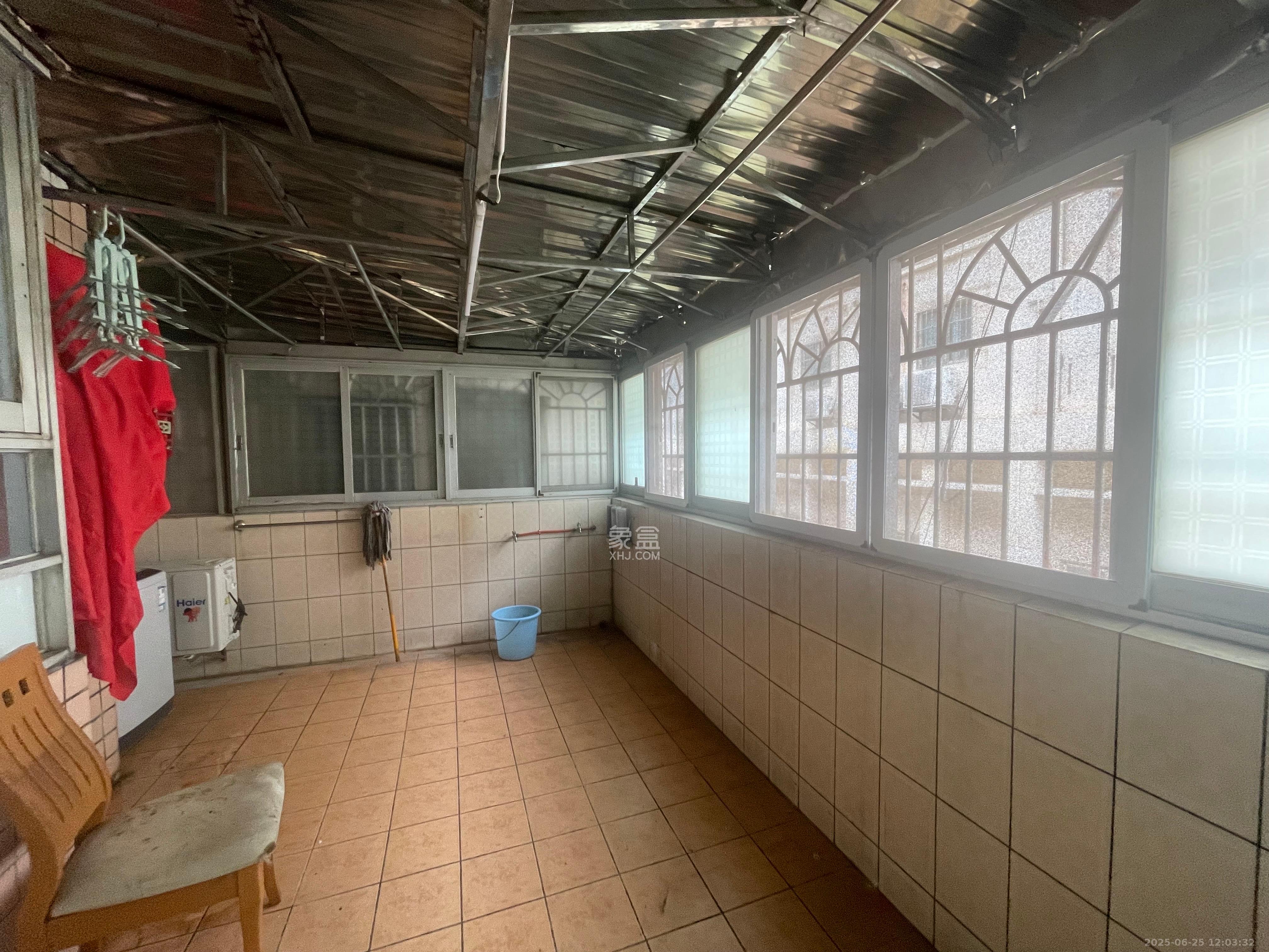 永安宝第 3室2厅1卫 2600.0元/月 永安宝第 3室2厅1卫 2600.0元/月室内图