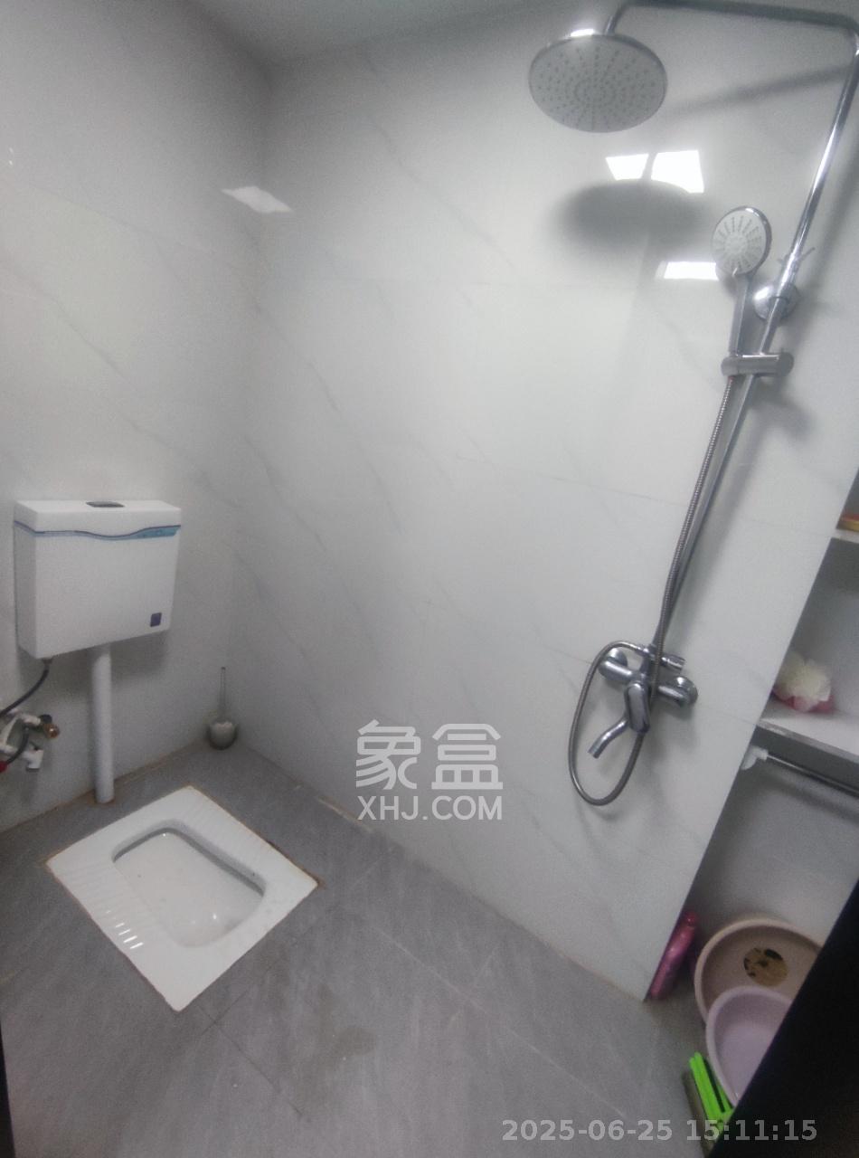 怡海星城  2室1厅1卫   1550.00元/月室内图