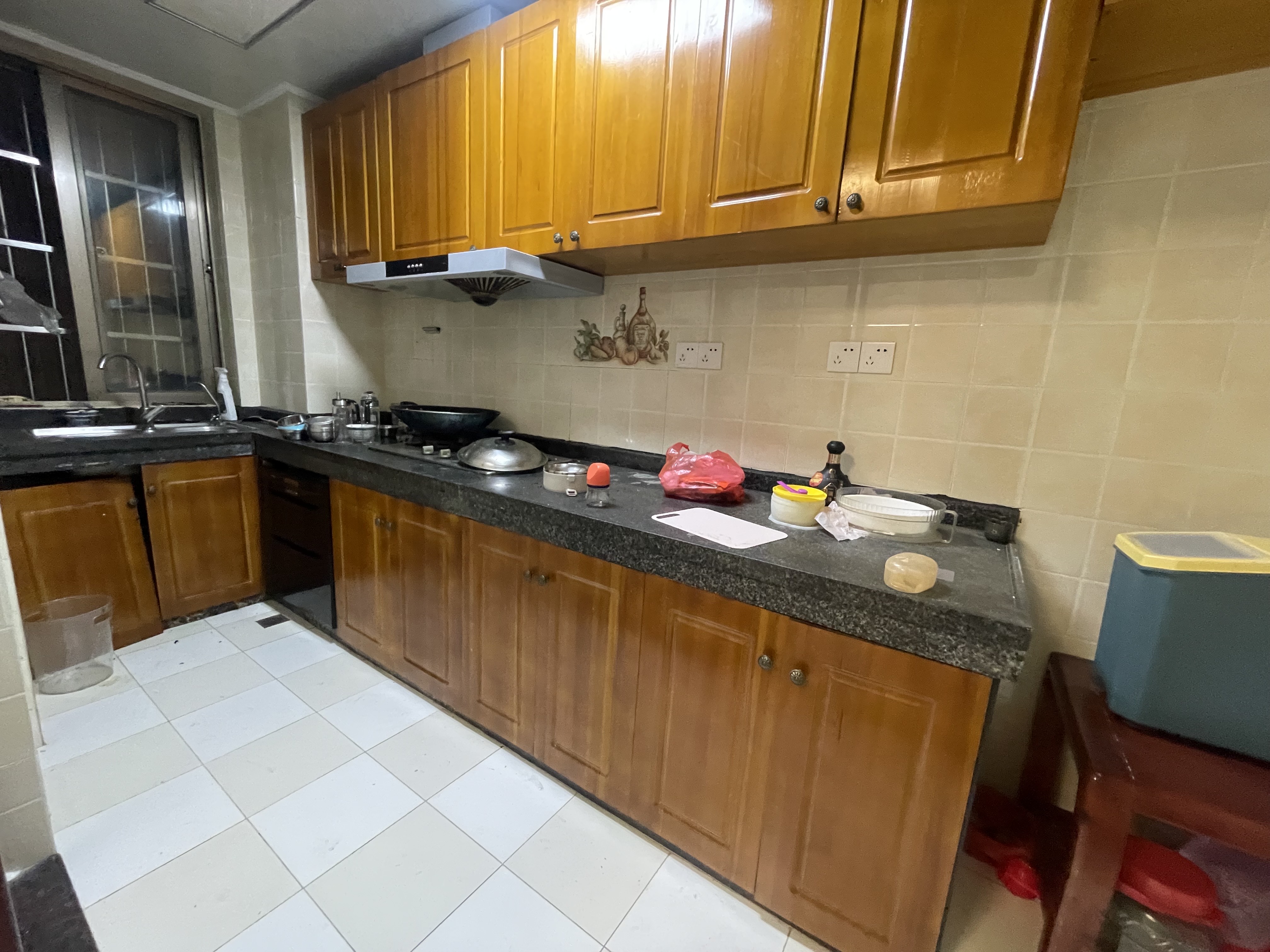 滨江绿都 3室2厅2卫 2500.0元/月 滨江绿都 3室2厅2卫 2500.0元/月室内图