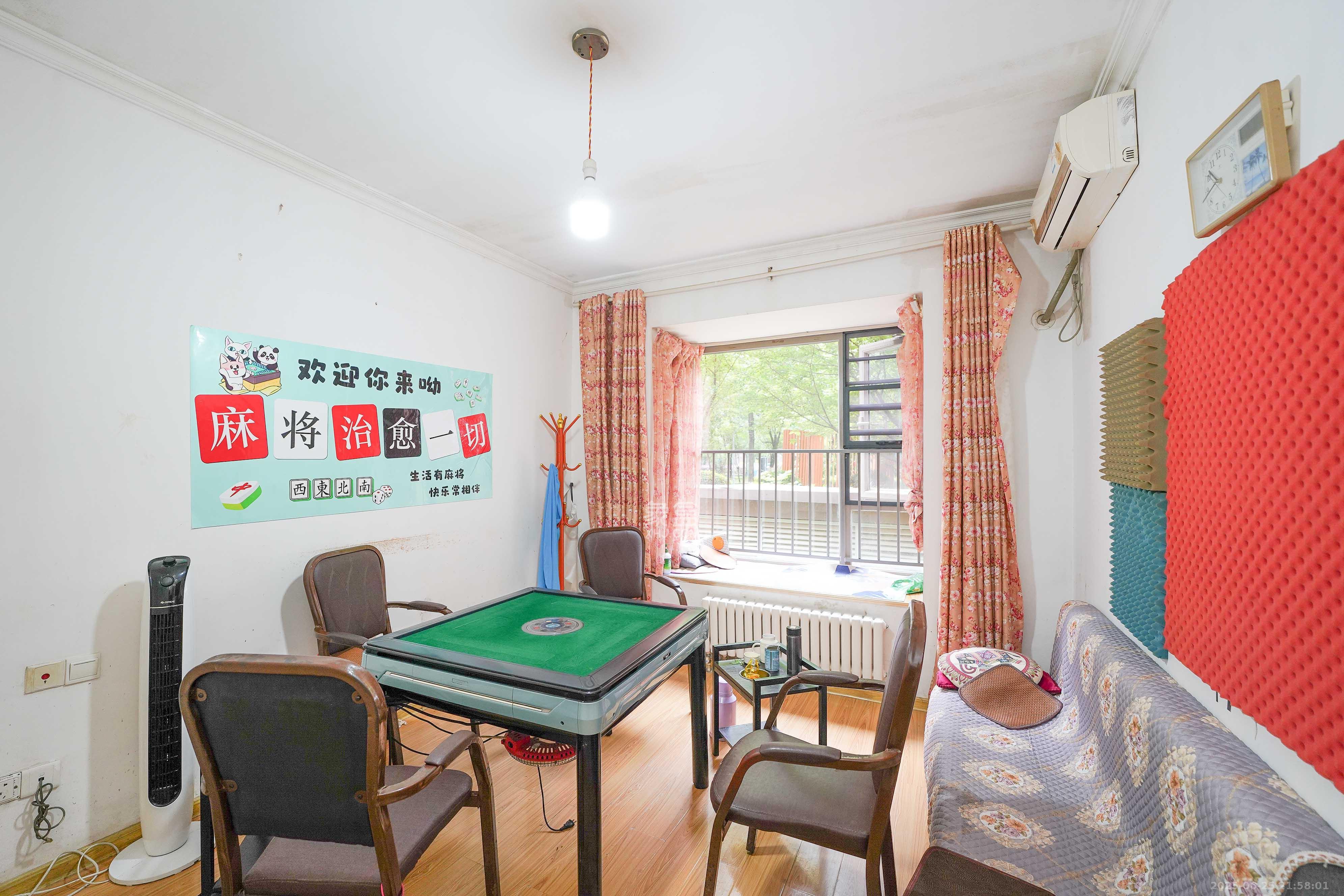 怡海星城 3室2厅1卫 48.0万 怡海星城 3室2厅1卫 48.0万卧室