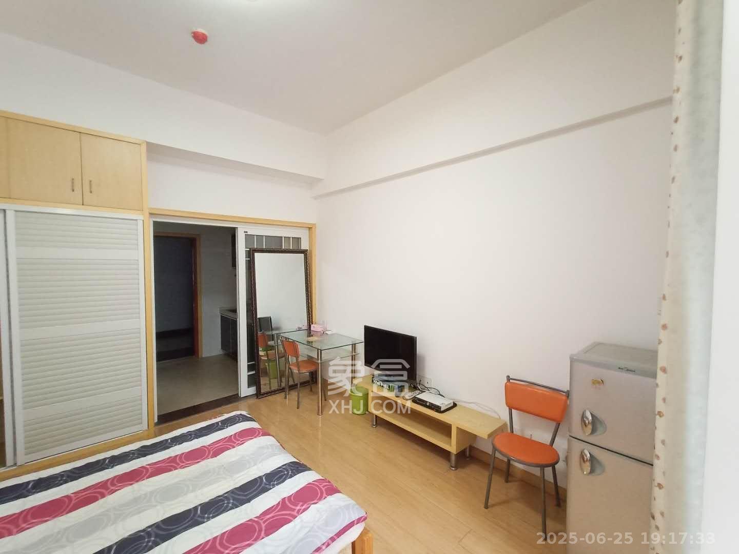 长房时代城  1室0厅1卫   1600.00元/月室内图