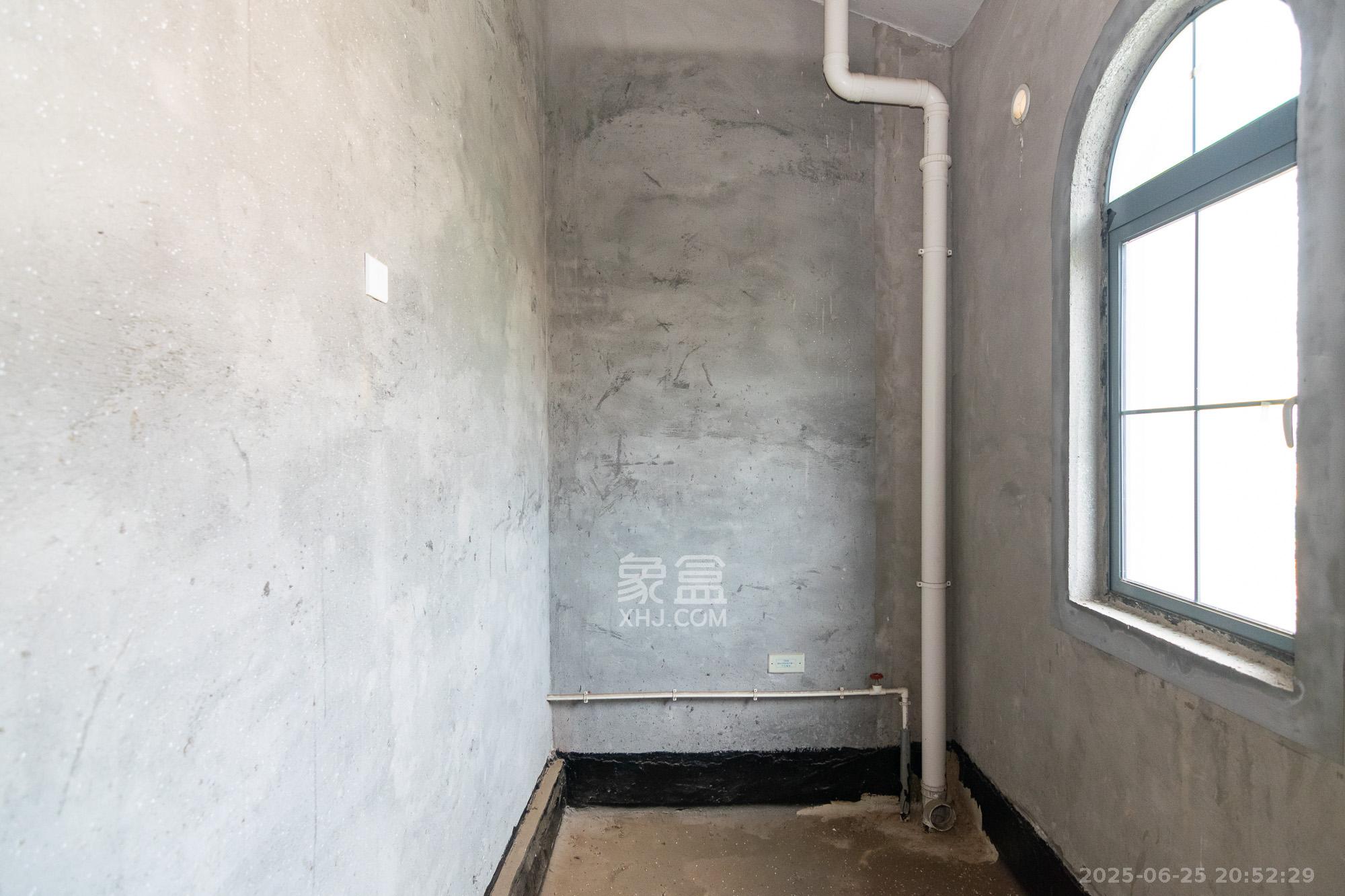 中粮北纬28°别墅  3室2厅3卫    378.0万 中粮北纬28°别墅  3室2厅3卫    378.0万卫生间