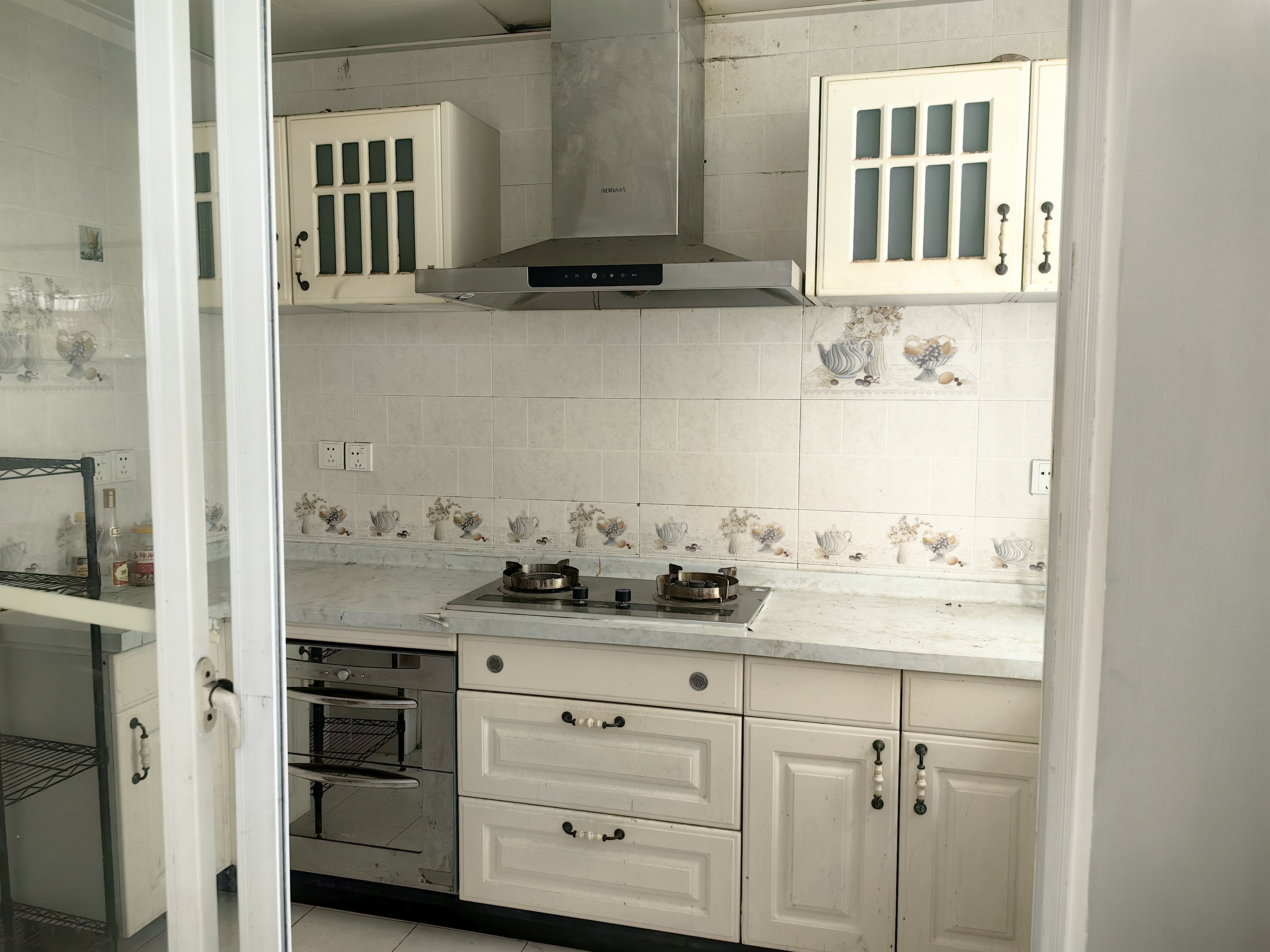 海南省公安消防总队海甸住宅小区 3室2厅2卫 3500.0元/月 海南省公安消防总队海甸住宅小区 3室2厅2卫 3500.0元/月室内图