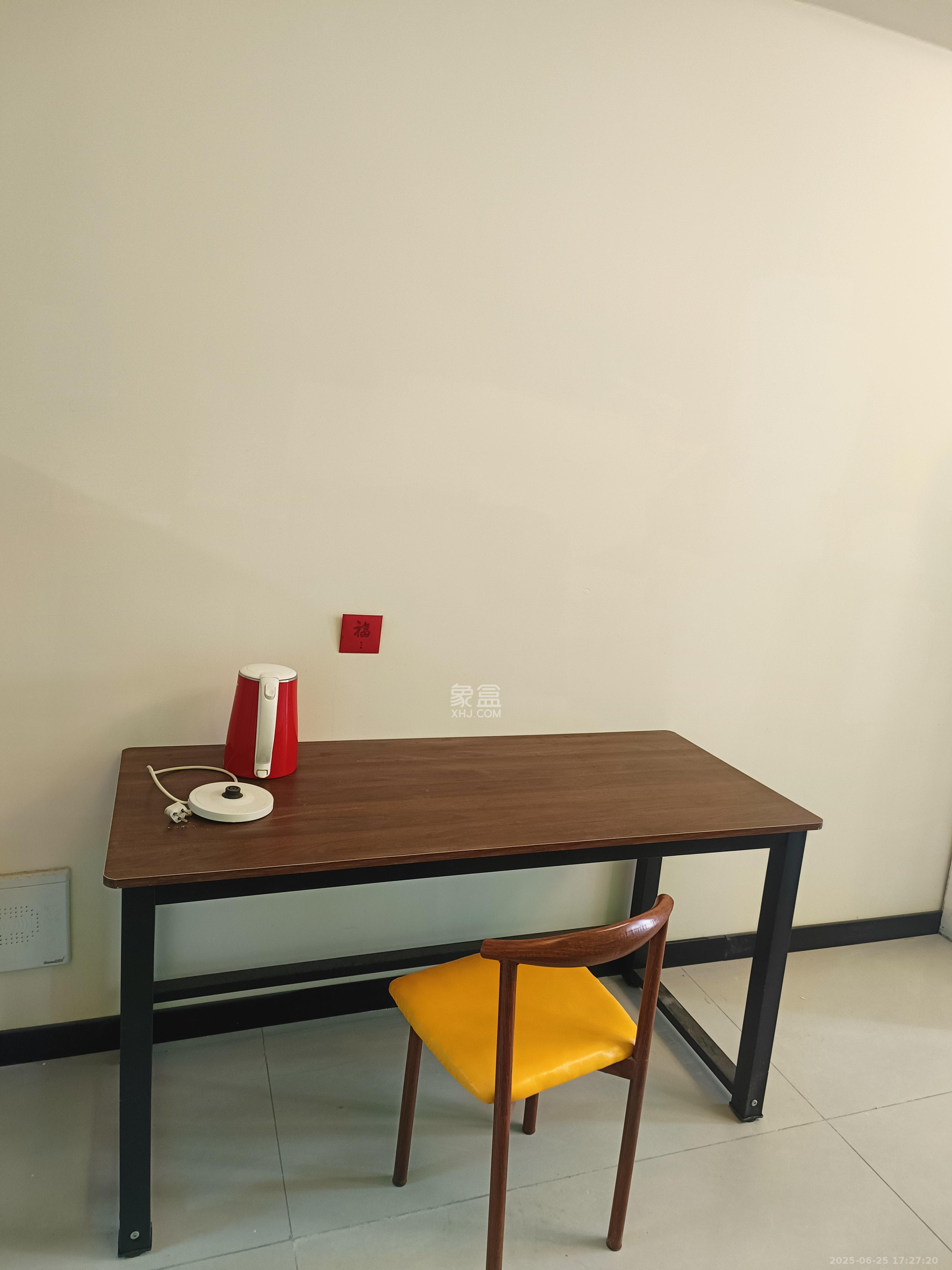 中建芙蓉工社  1室0厅0卫    1200.0元/月