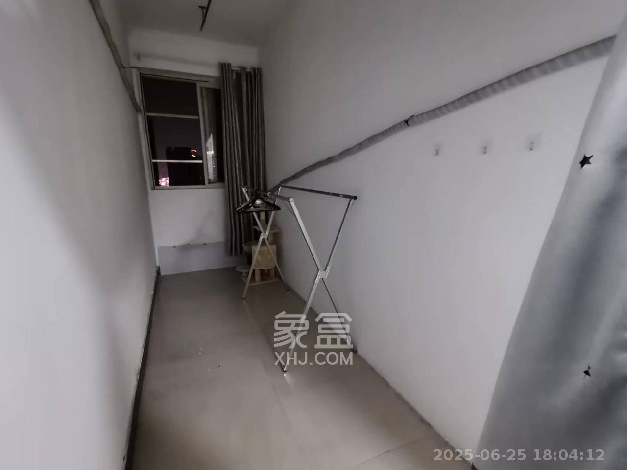 湘聚大厦  1室1厅1卫   1500.00元/月室内图