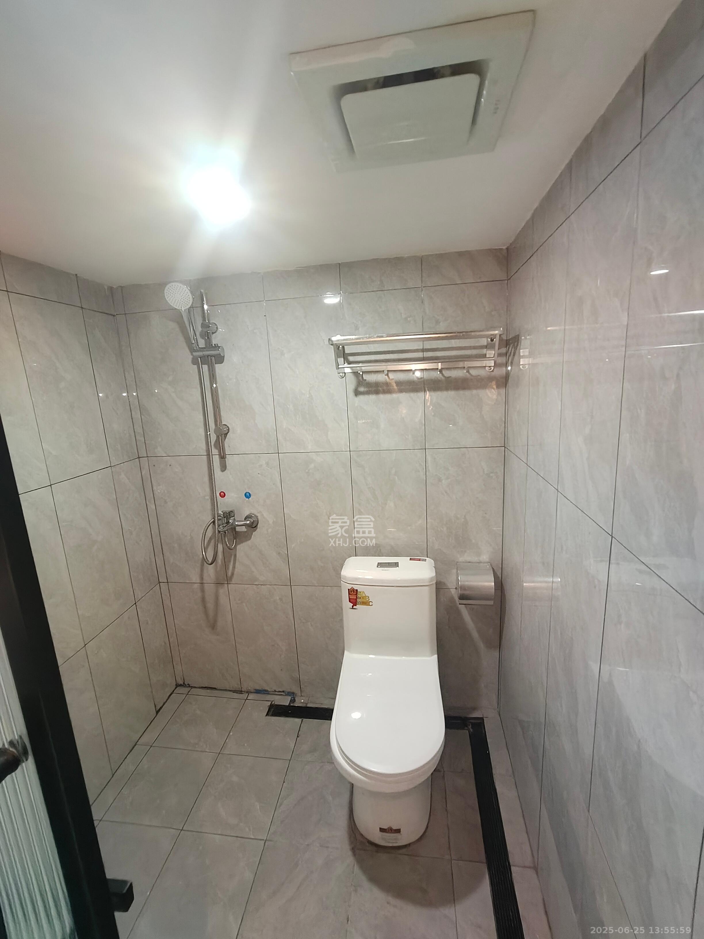 金地铂悦 1室0厅0卫 1800.0元/月 金地铂悦 1室0厅0卫 1800.0元/月室内图