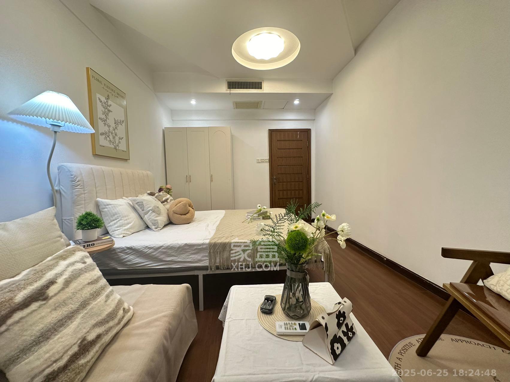 新世纪花苑  3室2厅2卫    7888.0元/月 新世纪花苑  3室2厅2卫    7888.0元/月室内图