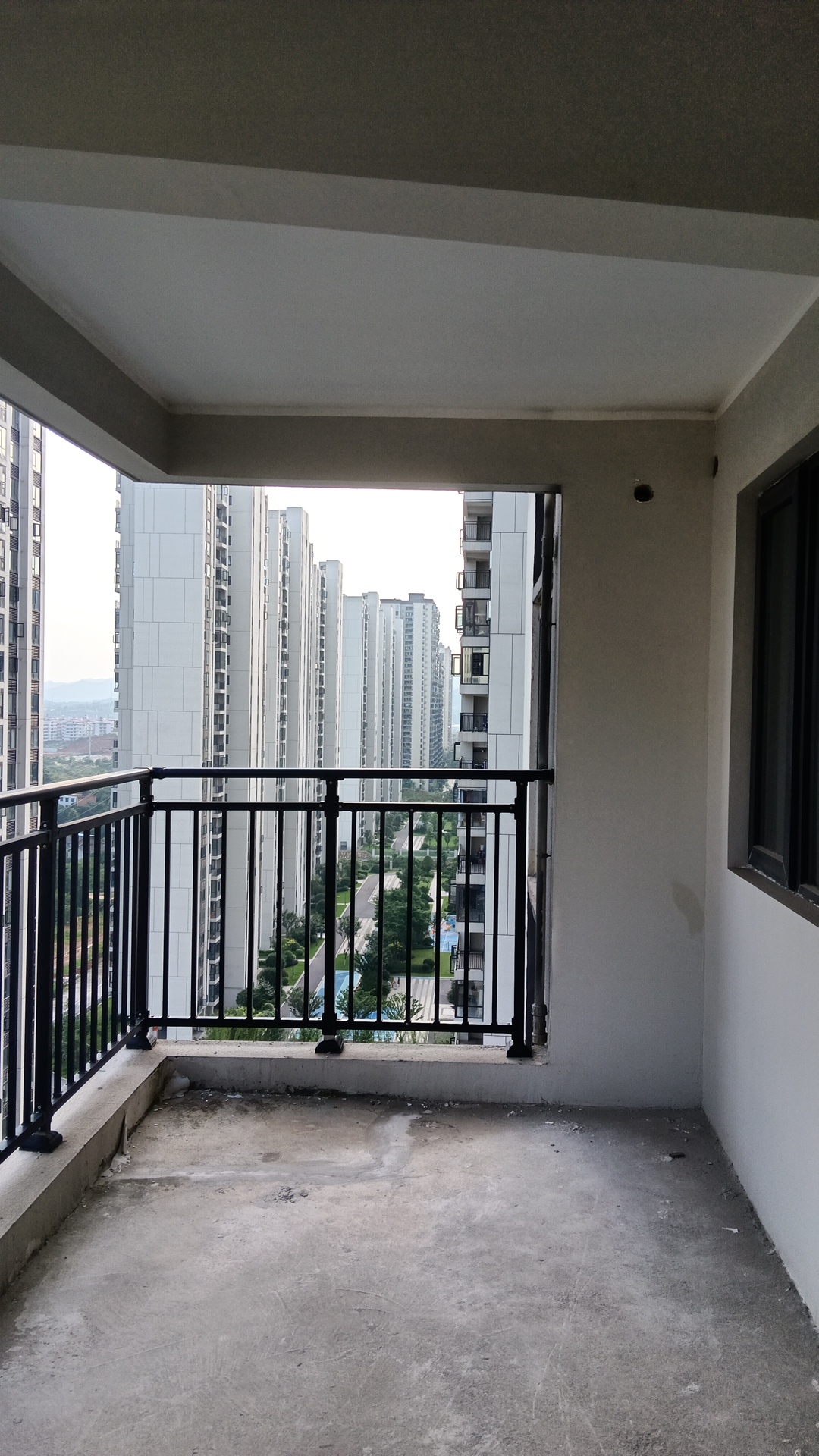 碧桂园正央时代 3室2厅2卫 53.0万 碧桂园正央时代 3室2厅2卫 53.0万客厅