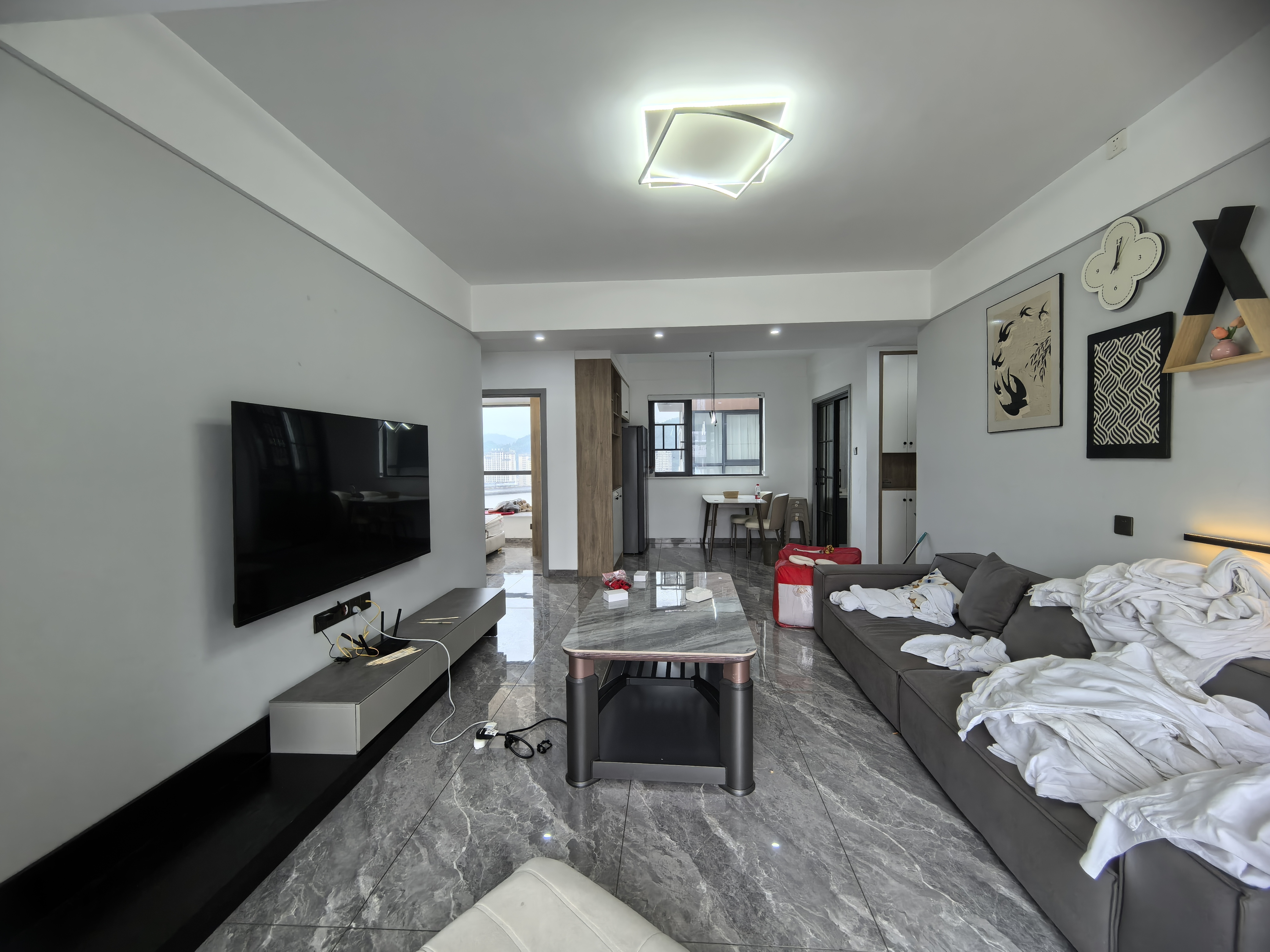 靛达广场 3室2厅1卫 2500.0元/月 靛达广场 3室2厅1卫 2500.0元/月室内图