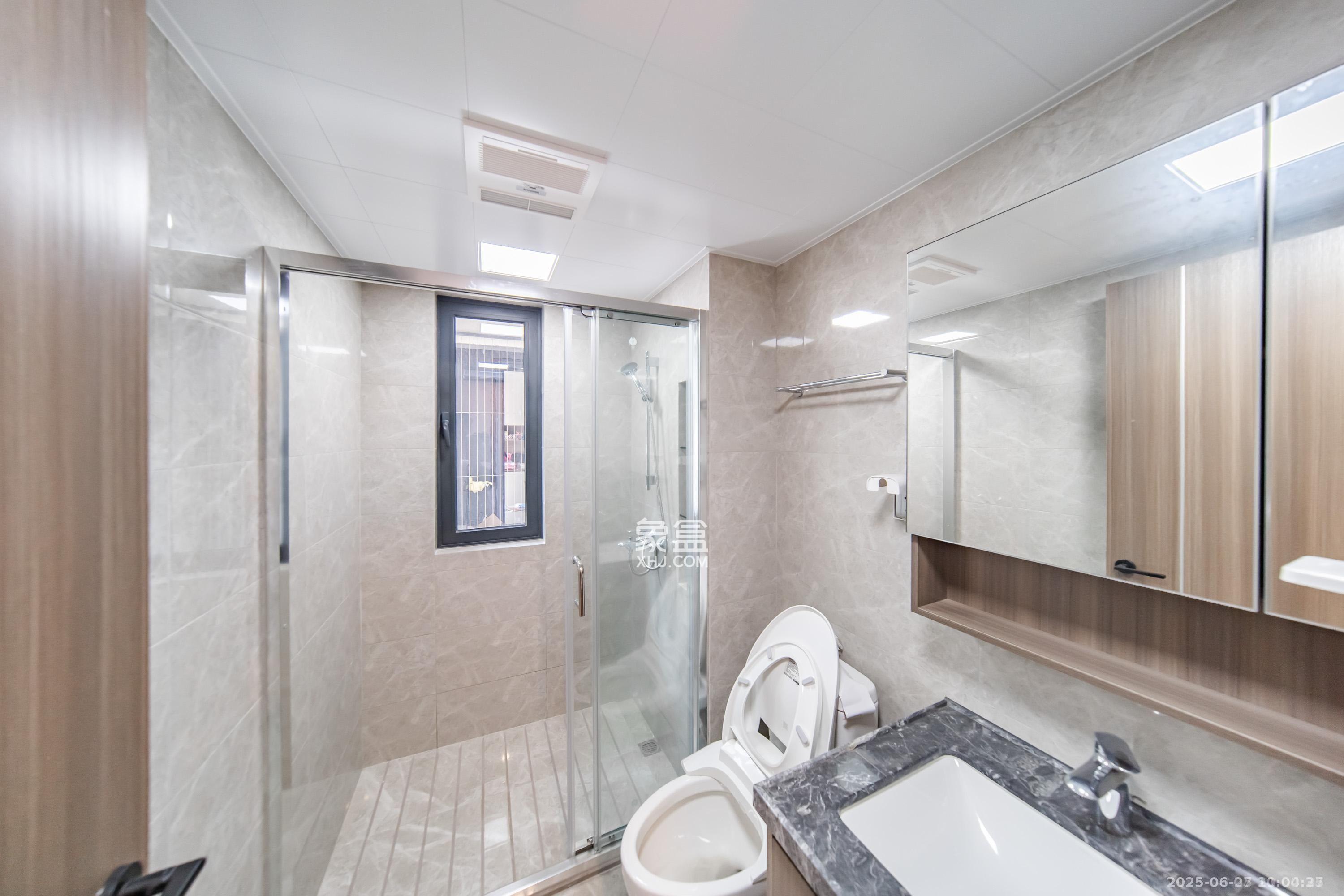 中海阅溪府  3室2厅2卫    2800.0元/月 中海阅溪府  3室2厅2卫    2800.0元/月室内图