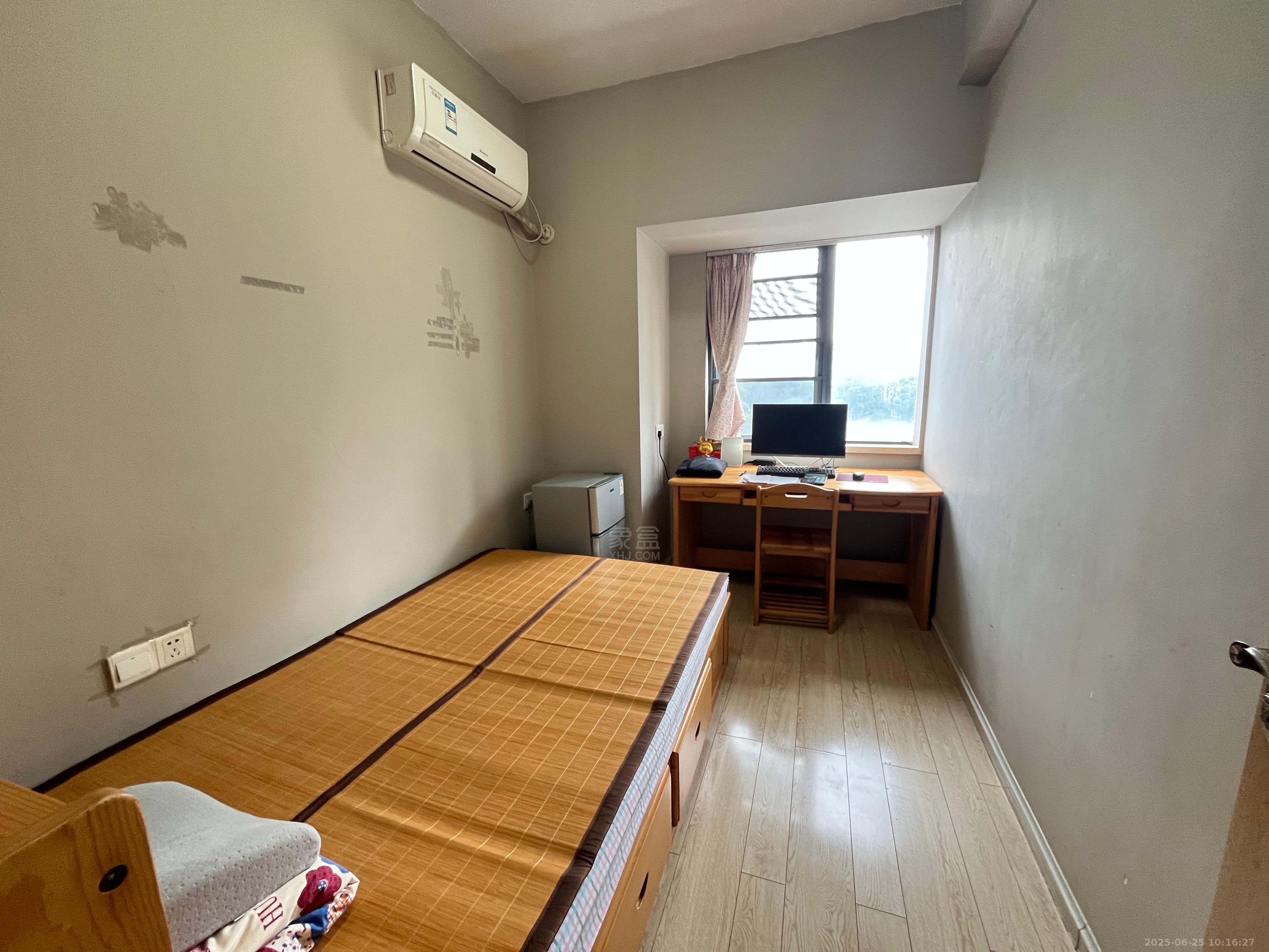 山水国际 2室2厅1卫 1500.0元/月 山水国际 2室2厅1卫 1500.0元/月室内图