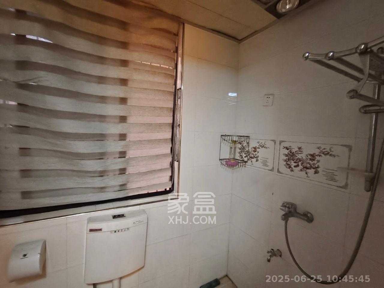 康斯丹郡（融程领秀佳园）  2室2厅1卫   1800.00元/月室内图