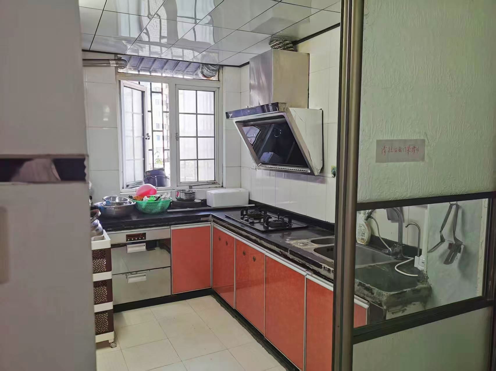 富成大厦 3室2厅1卫 2500.0元/月 富成大厦 3室2厅1卫 2500.0元/月室内图