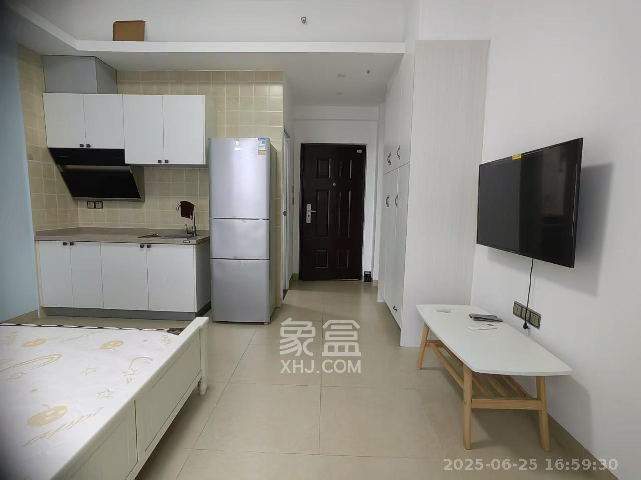 洋湖时代  1室1厅1卫    1300.0元/月 洋湖时代  1室1厅1卫    1300.0元/月室内图