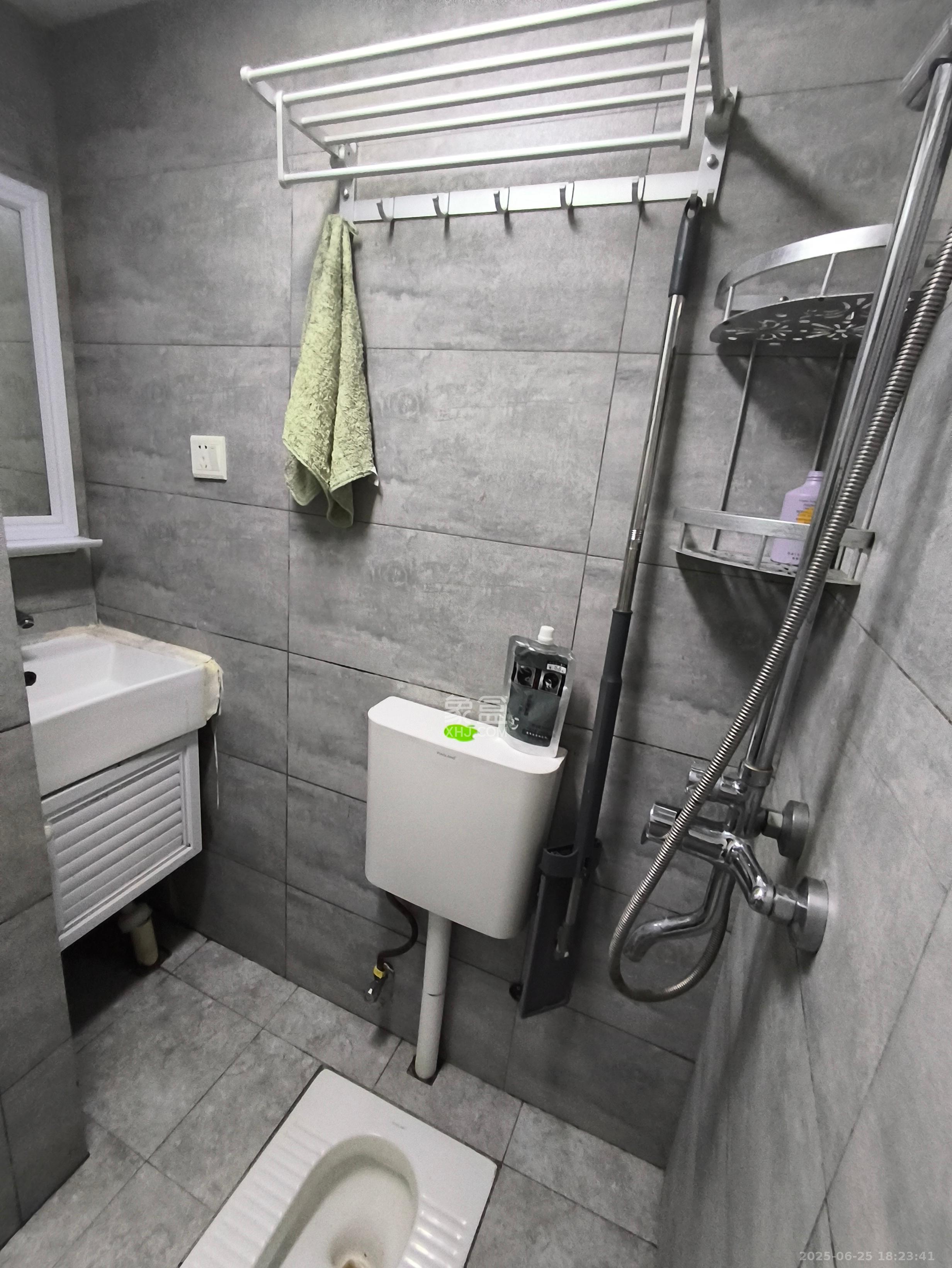 叠彩兰亭 1室1厅1卫 1200.00元/月 叠彩兰亭 1室1厅1卫 1200.00元/月室内图