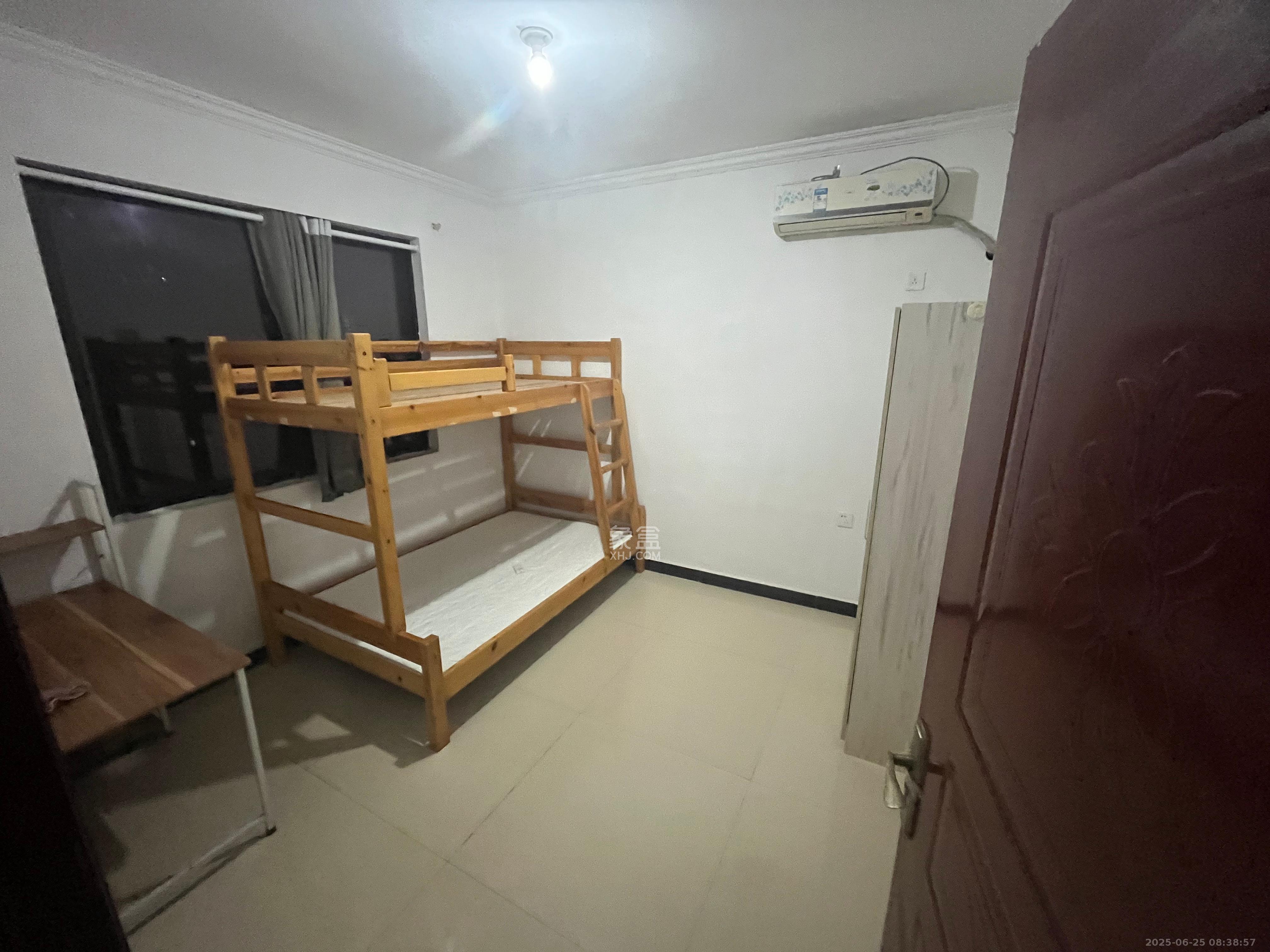 康桥长郡 3室2厅1卫 1500.0元/月 康桥长郡 3室2厅1卫 1500.0元/月室内图